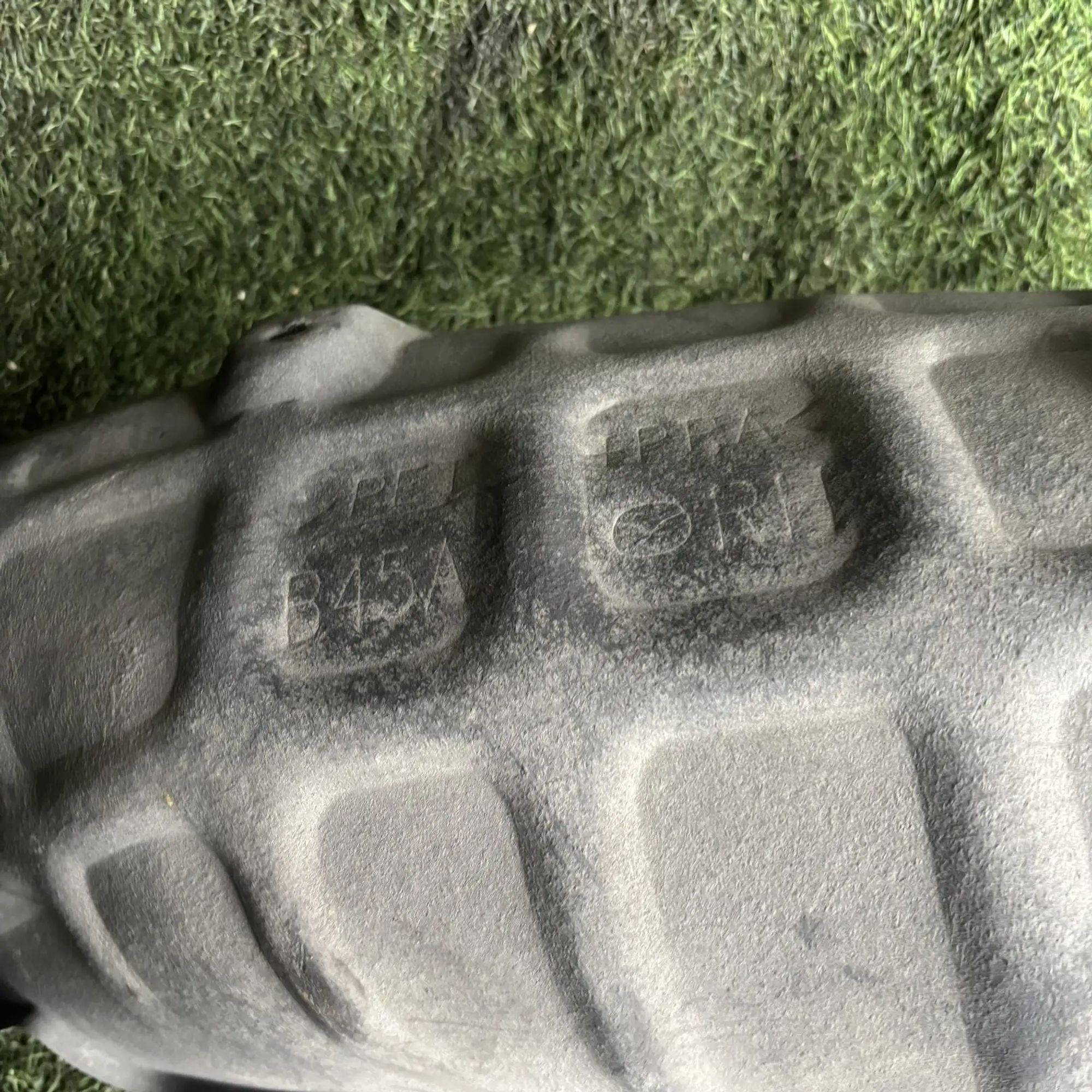 https://ycs.partsauto.market/partsauto-images/thmbs/userImages/772e461030aea93f4dbb6447c0f924d3/part/605d8e58-8a4e-4ebf-9134-1c19647147ec_1777270504243.jpg