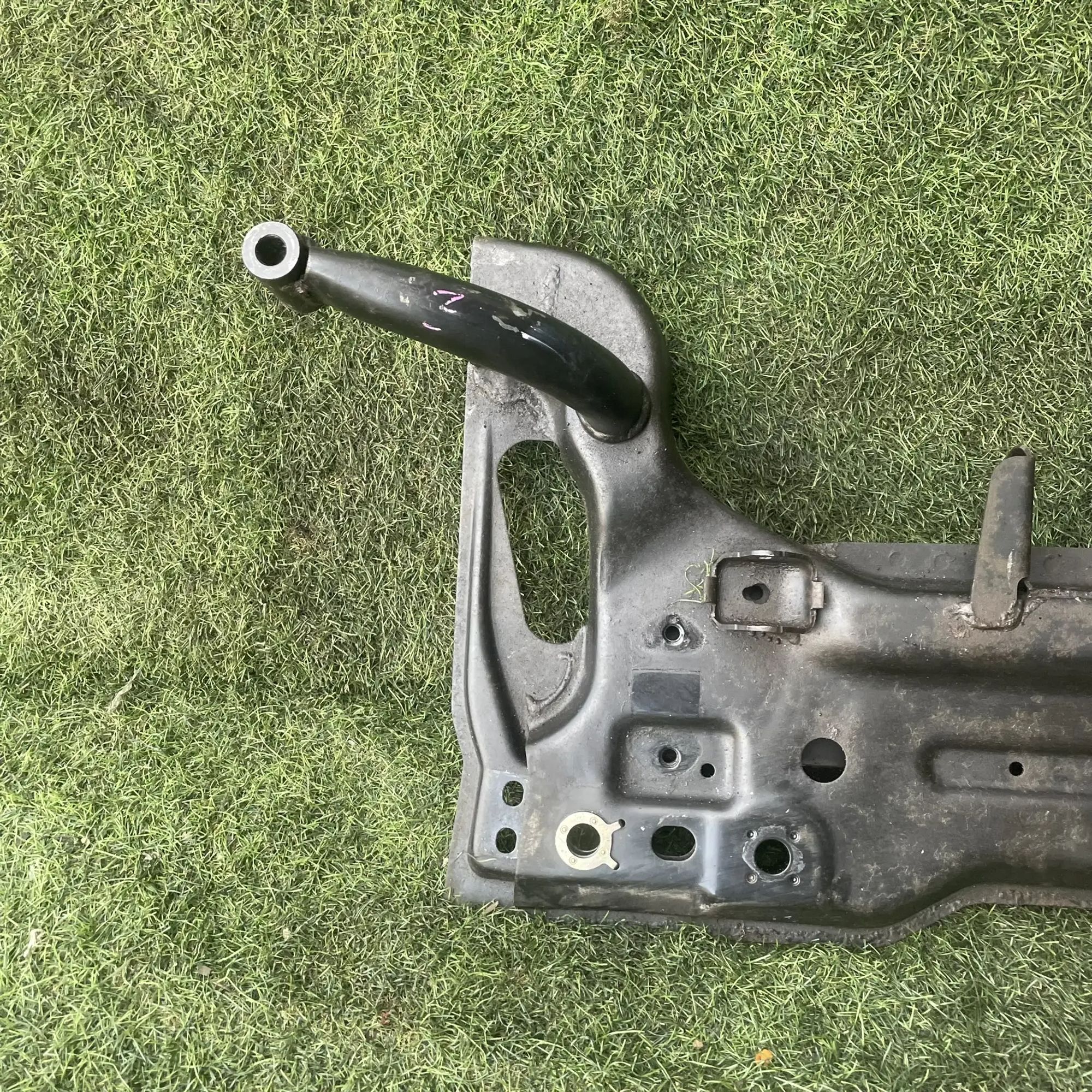 https://ycs.partsauto.market/partsauto-images/thmbs/userImages/772e461030aea93f4dbb6447c0f924d3/part/606852c9-fe6e-438a-a4ad-6534b0207ef1_1776855379537.jpg