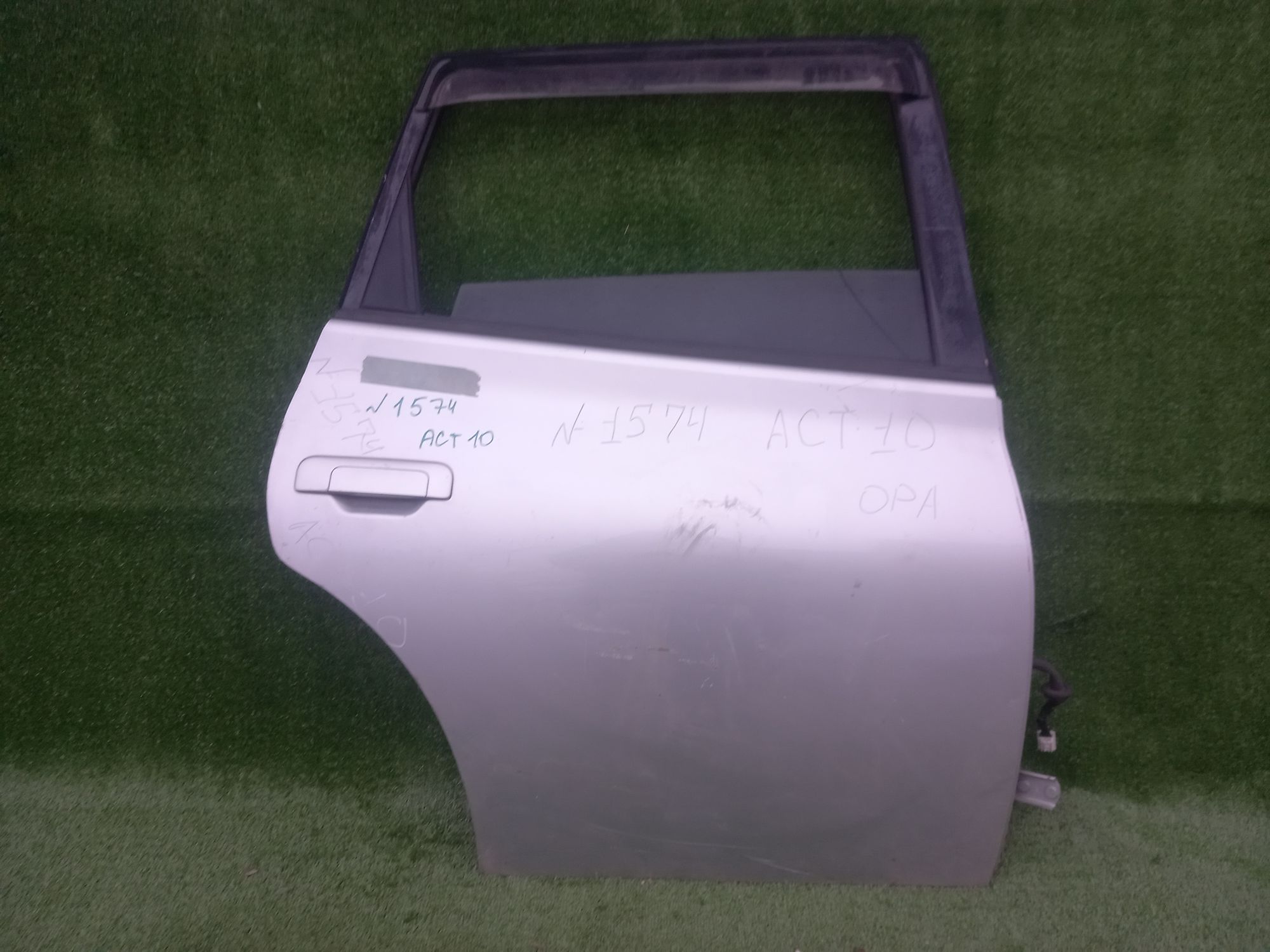 1574 дверь на TOYOTA OPA ACT10, 10500 рублей, Невинномысск