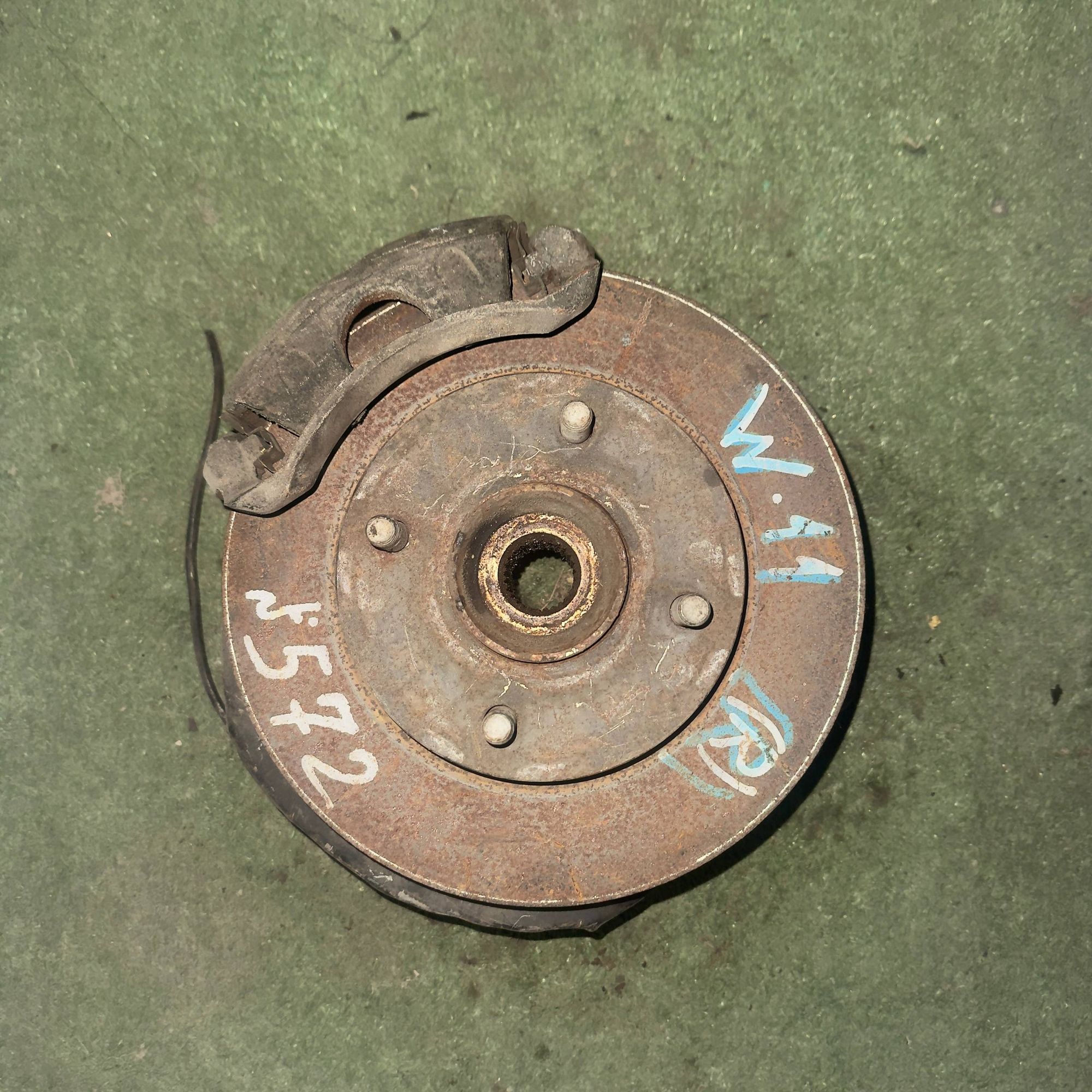 572 Ступица передняя правая NISSAN WINGROAD W11, 7500 рублей, Невинномысск