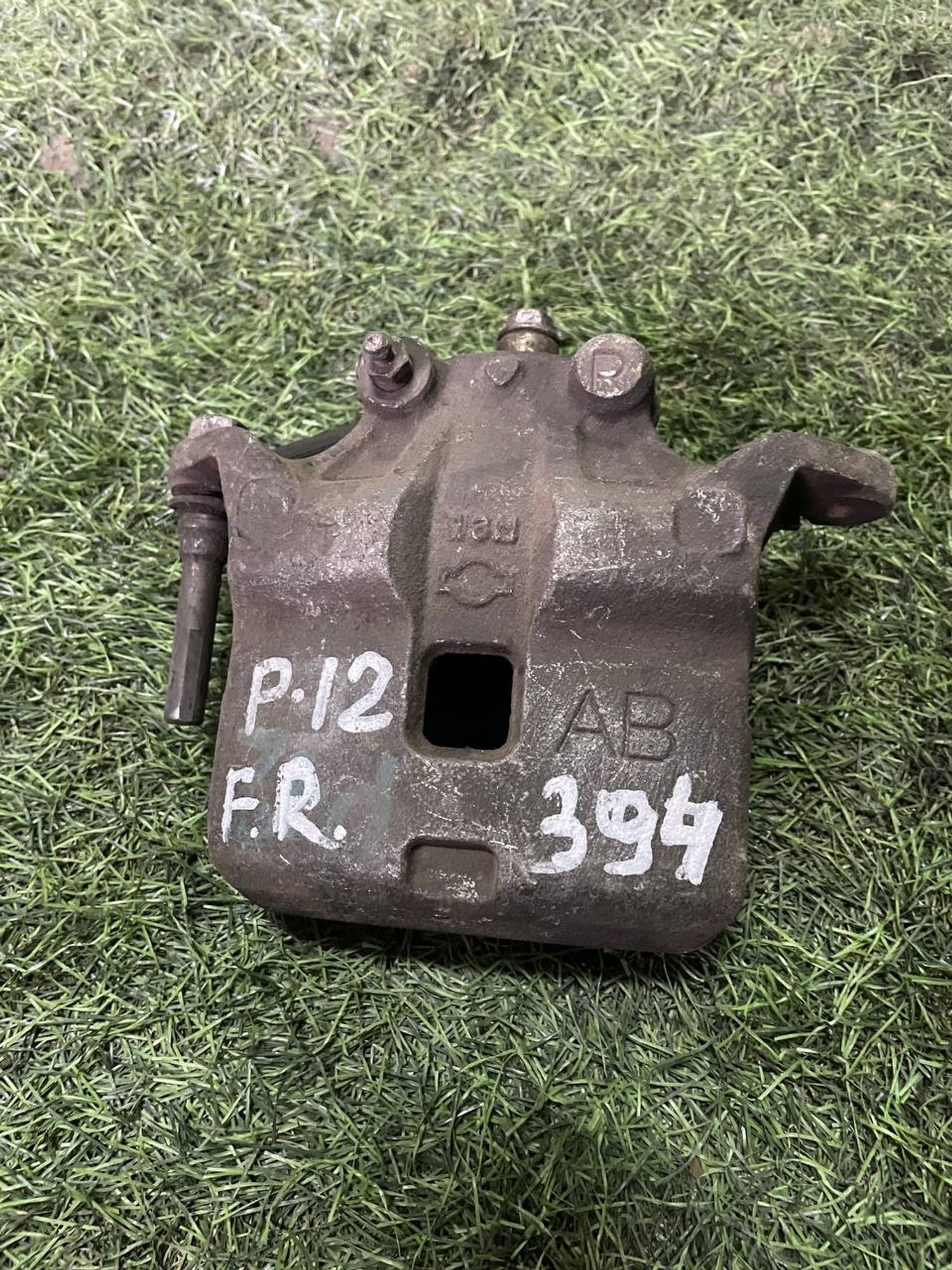 394 Суппорт тормозной задний правый NISSAN BLUEBIRD U14, 3000 рублей, Невинномысск