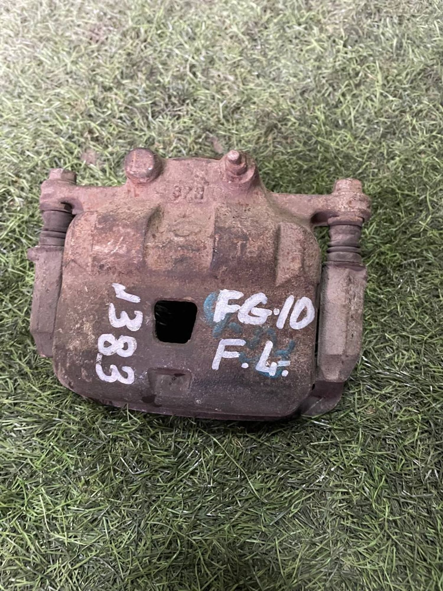 383 Суппорт тормозной передний левый NISSAN BLUEBIRD SYLPHY FG10, 3000 рублей, Невинномысск