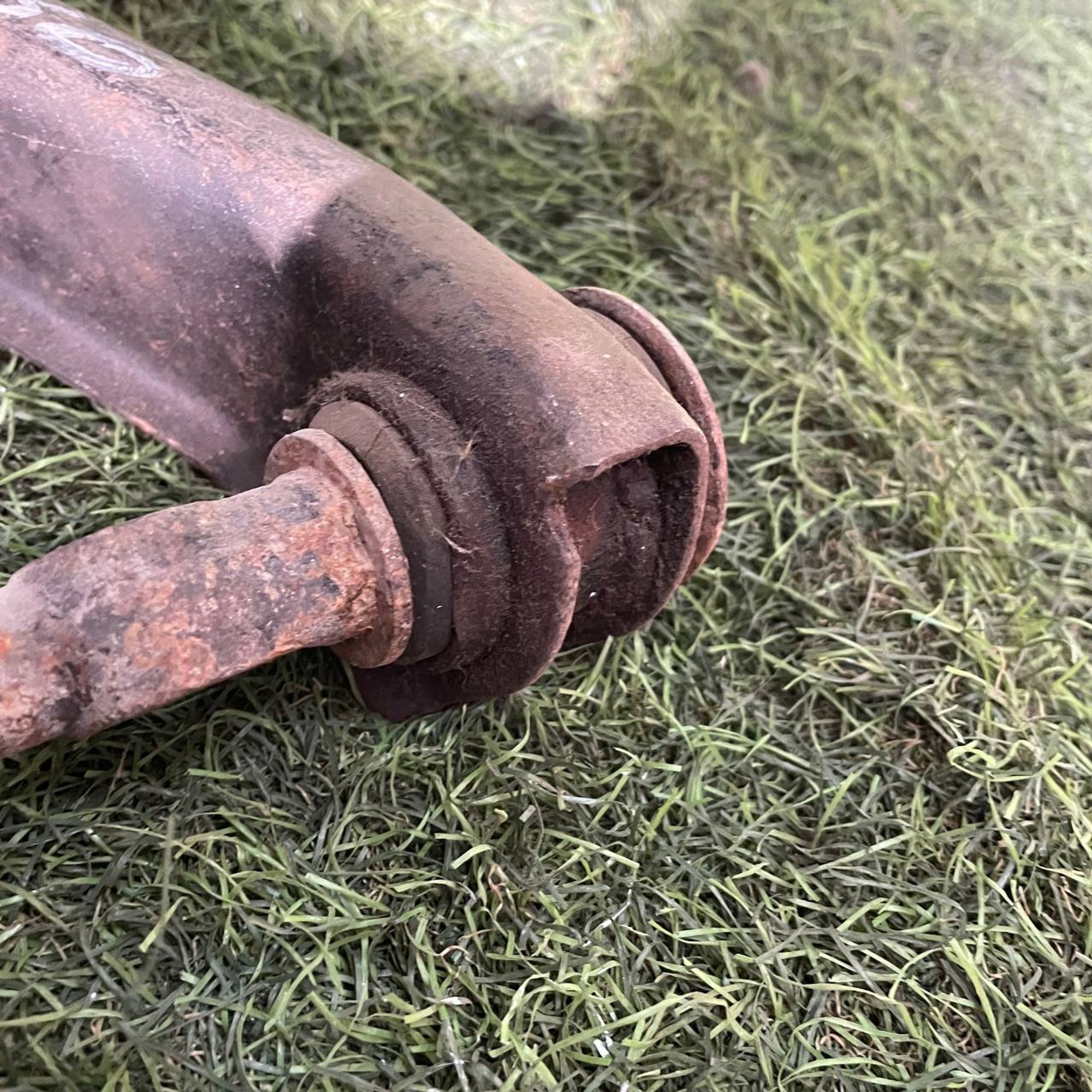 160 Рычаг передний левый нижний NISSAN TERRANO D21, 1 рублей, Невинномысск