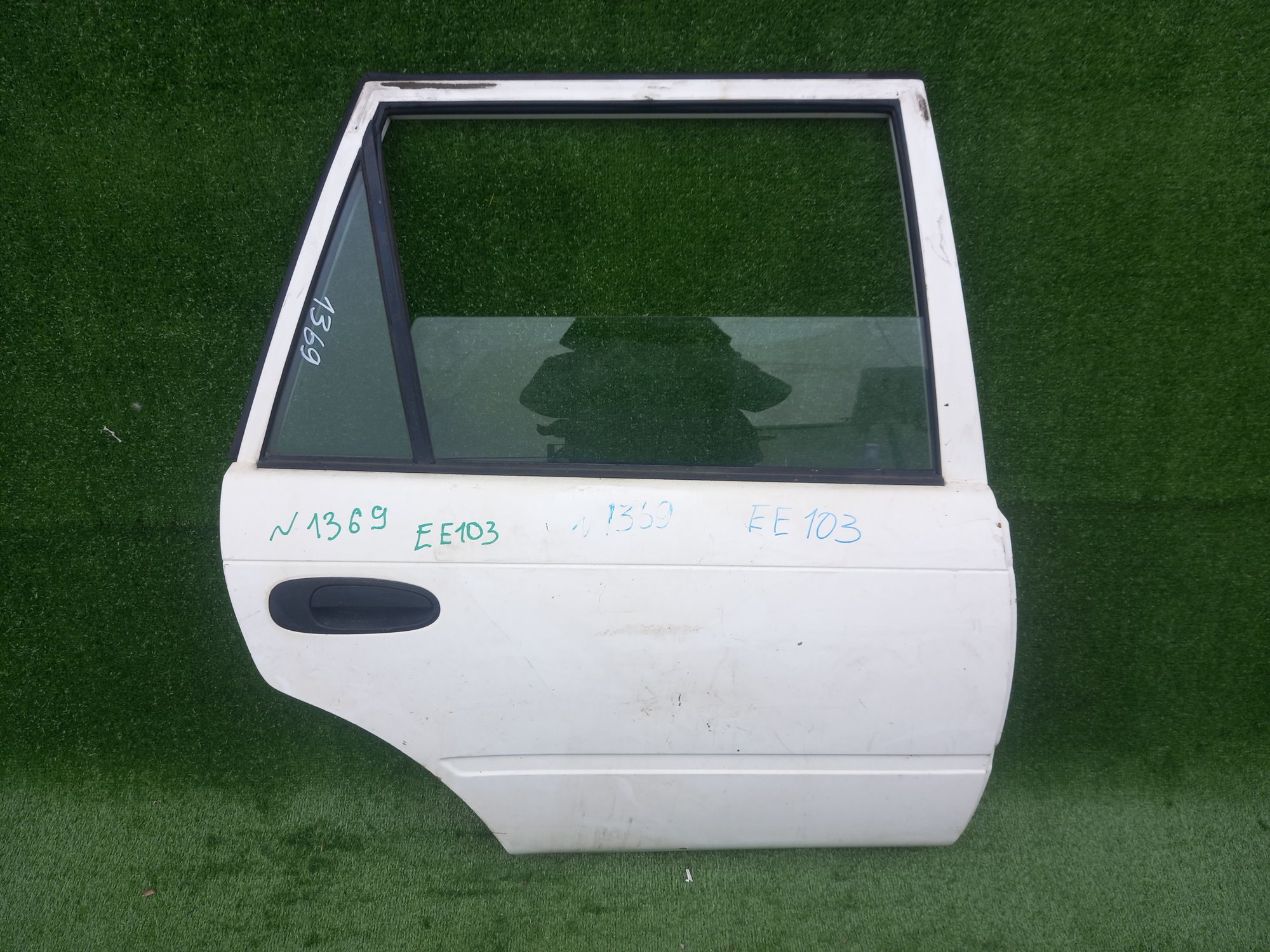 1369 дверь на TOYOTA COROLLA EE103, 9500 рублей, Невинномысск