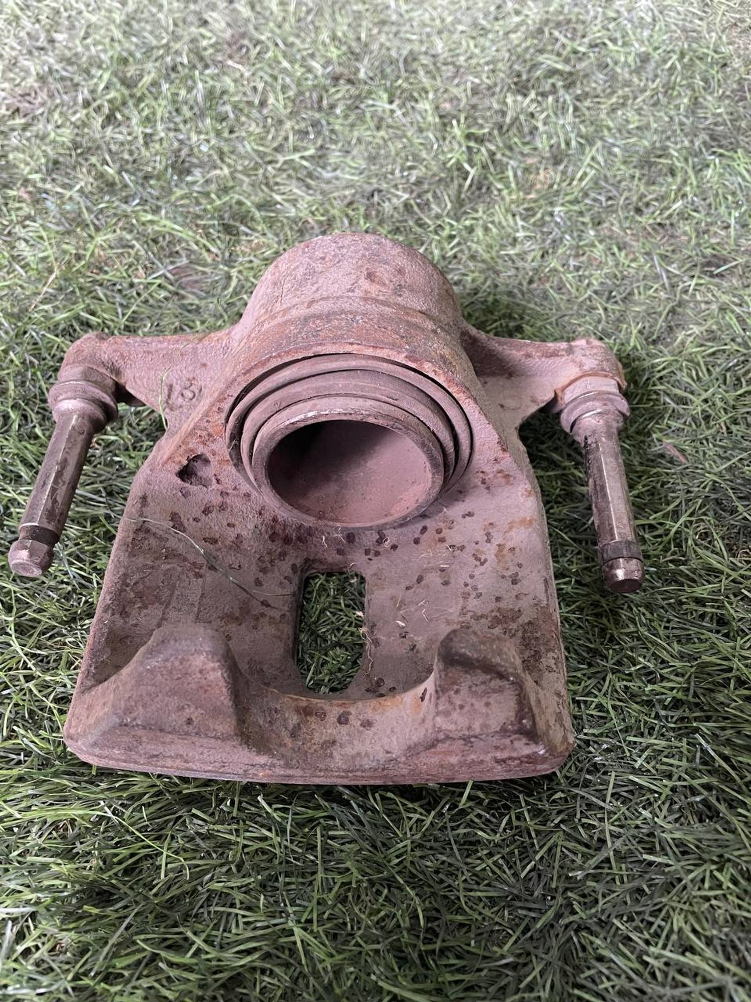 101 Суппорт тормозной передний левый TOYOTA CALDINA ST215, 3000 рублей, Невинномысск