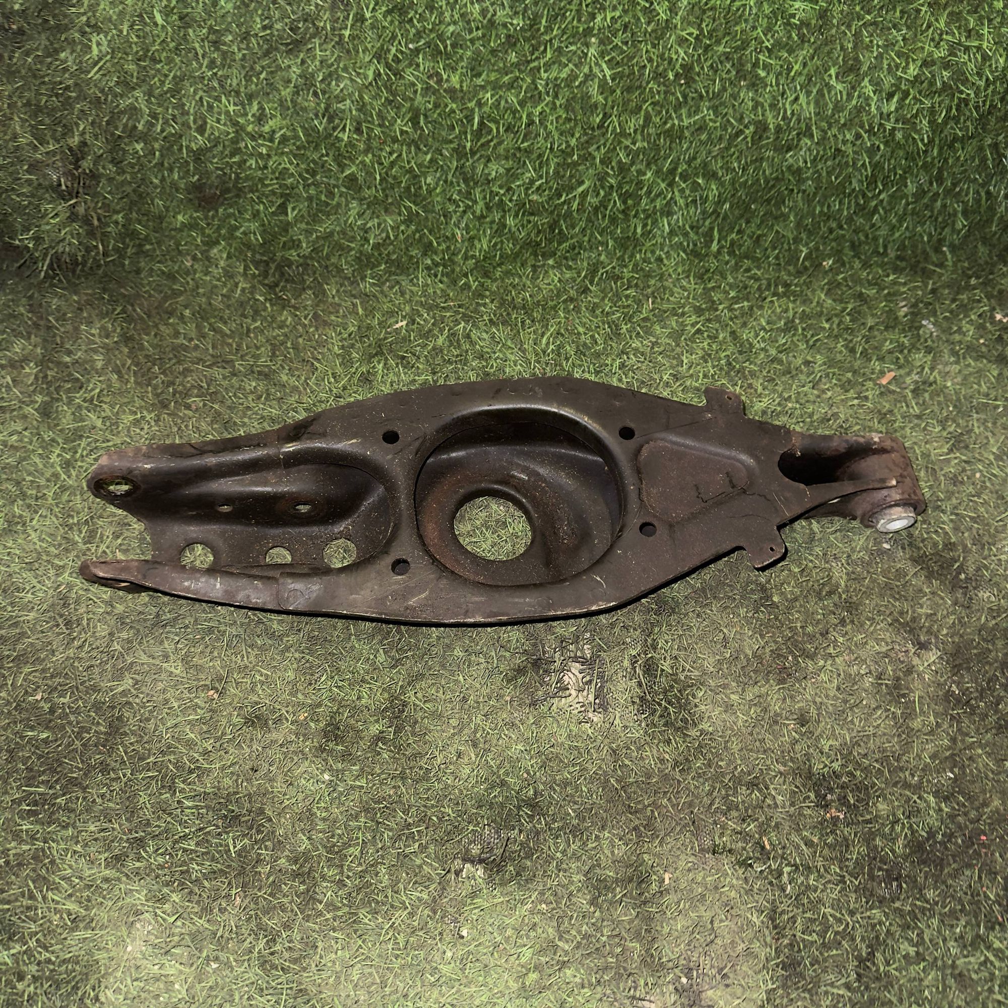 1105 Рычаг задний поперечный нижний MERCEDES-BENZ W203, 4500 рублей, Невинномысск