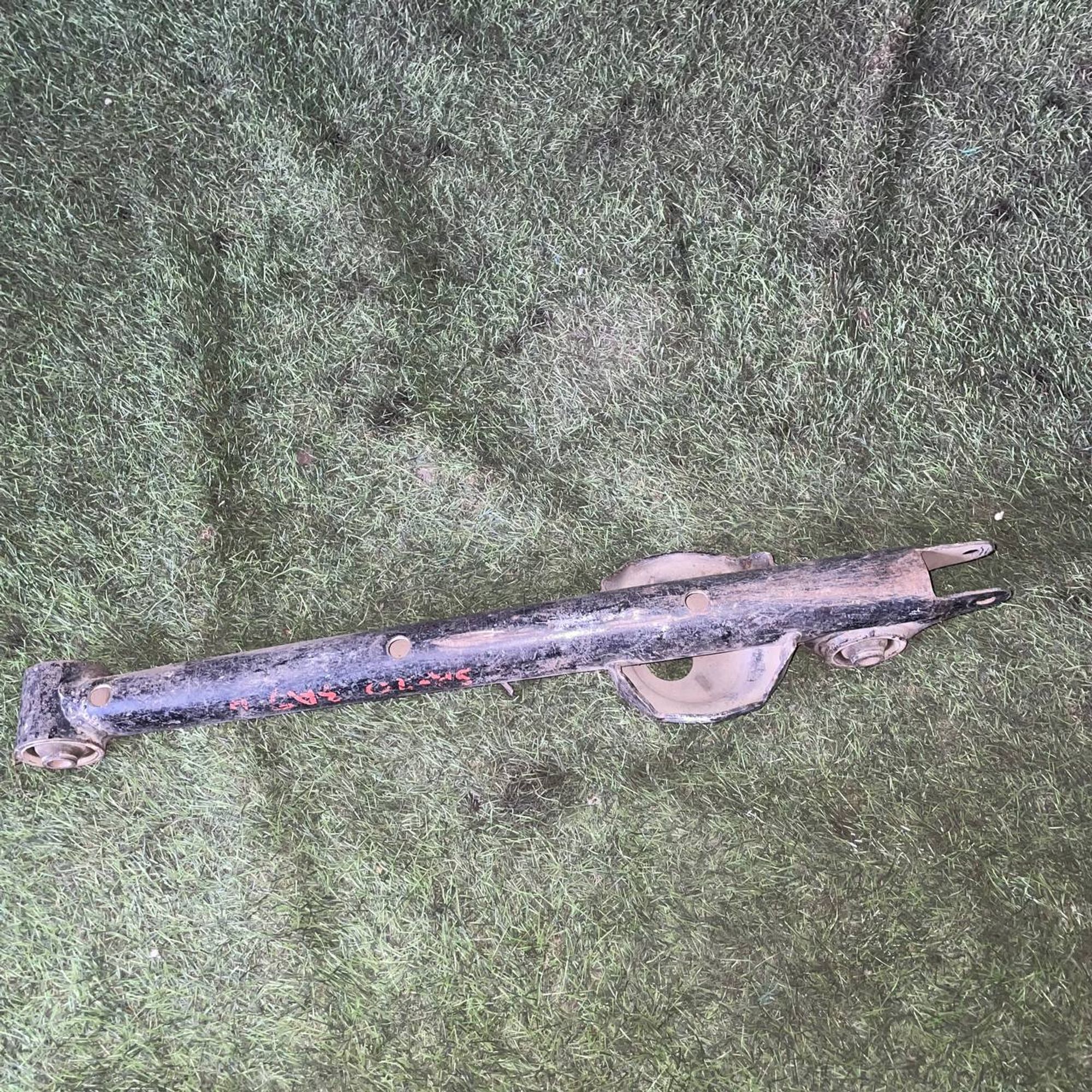 114 Рычаг задний правый нижний Toyota SR40, 3000 рублей, Невинномысск