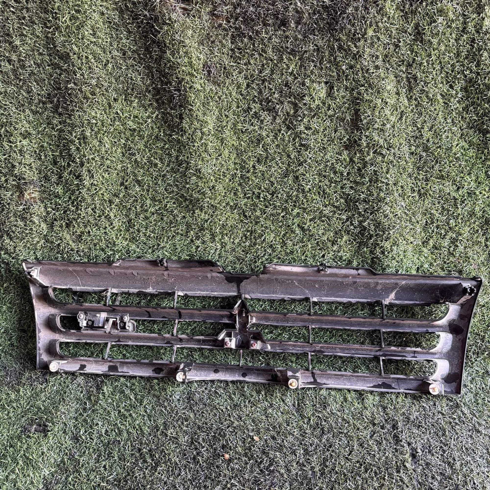 134 Решетка радиатора MITSUBISHI PAJERO IO H66W, 6500 рублей, Невинномысск