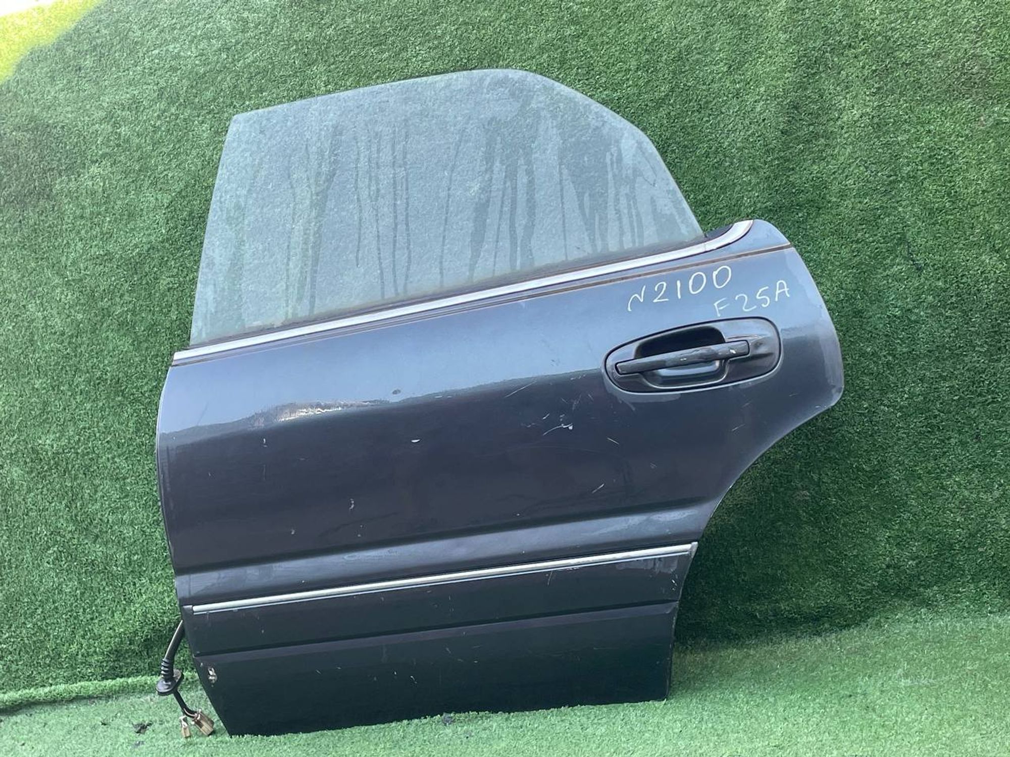 2100 дверь на MITSUBISHI DIAMANTE F25A, 6500 рублей, Невинномысск