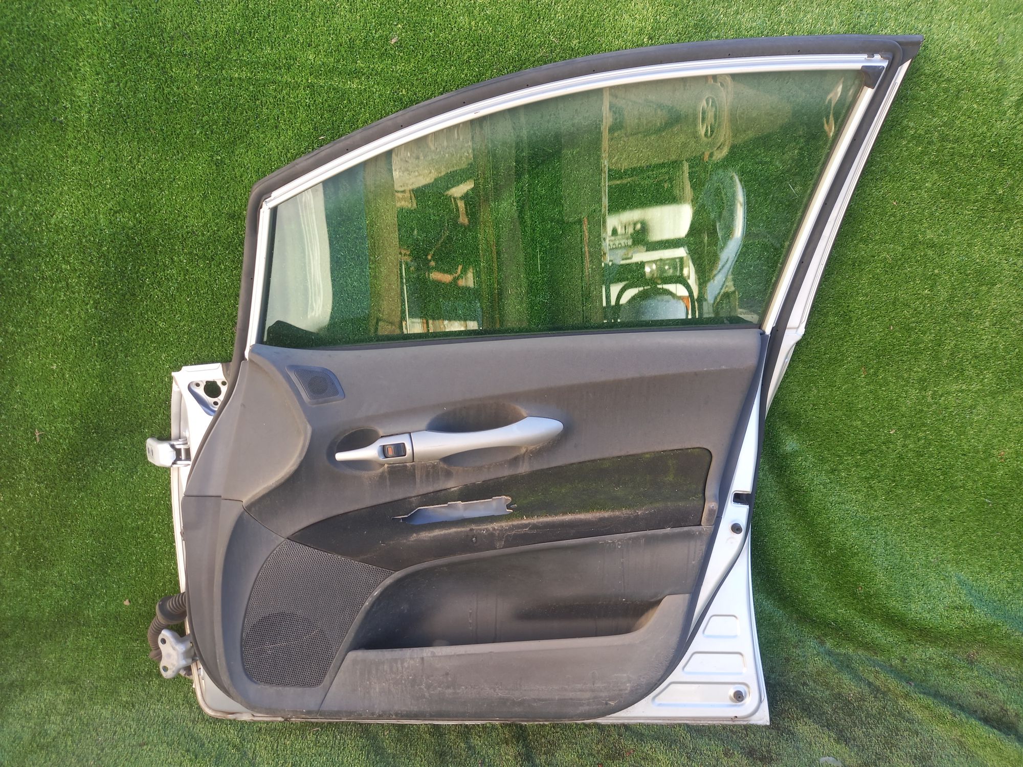 2017 дверь на TOYOTA AURIS KV56, 25000 рублей, Невинномысск