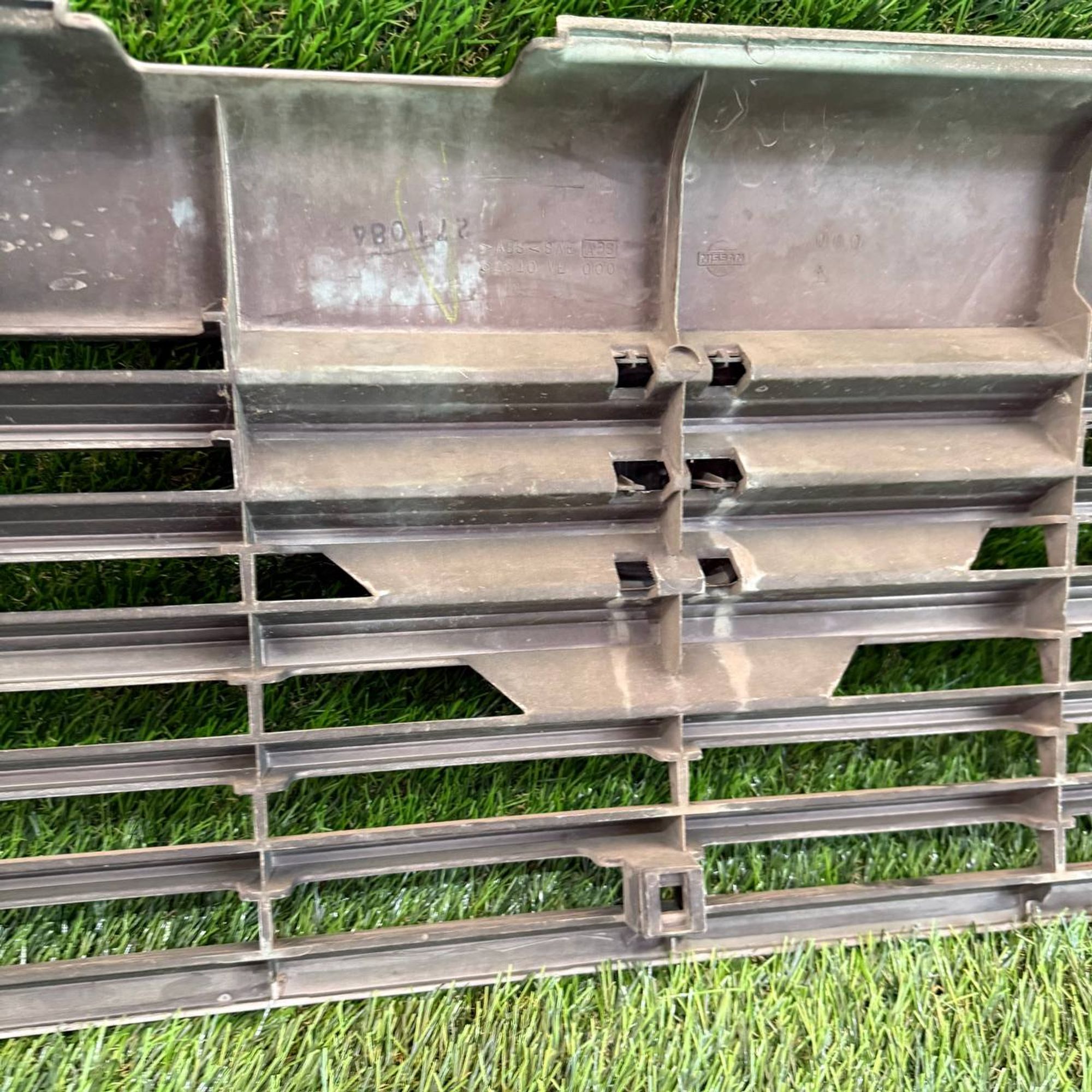 316 Решетка радиатора NISSAN ELGRAND ATE50, 6500 рублей, Невинномысск