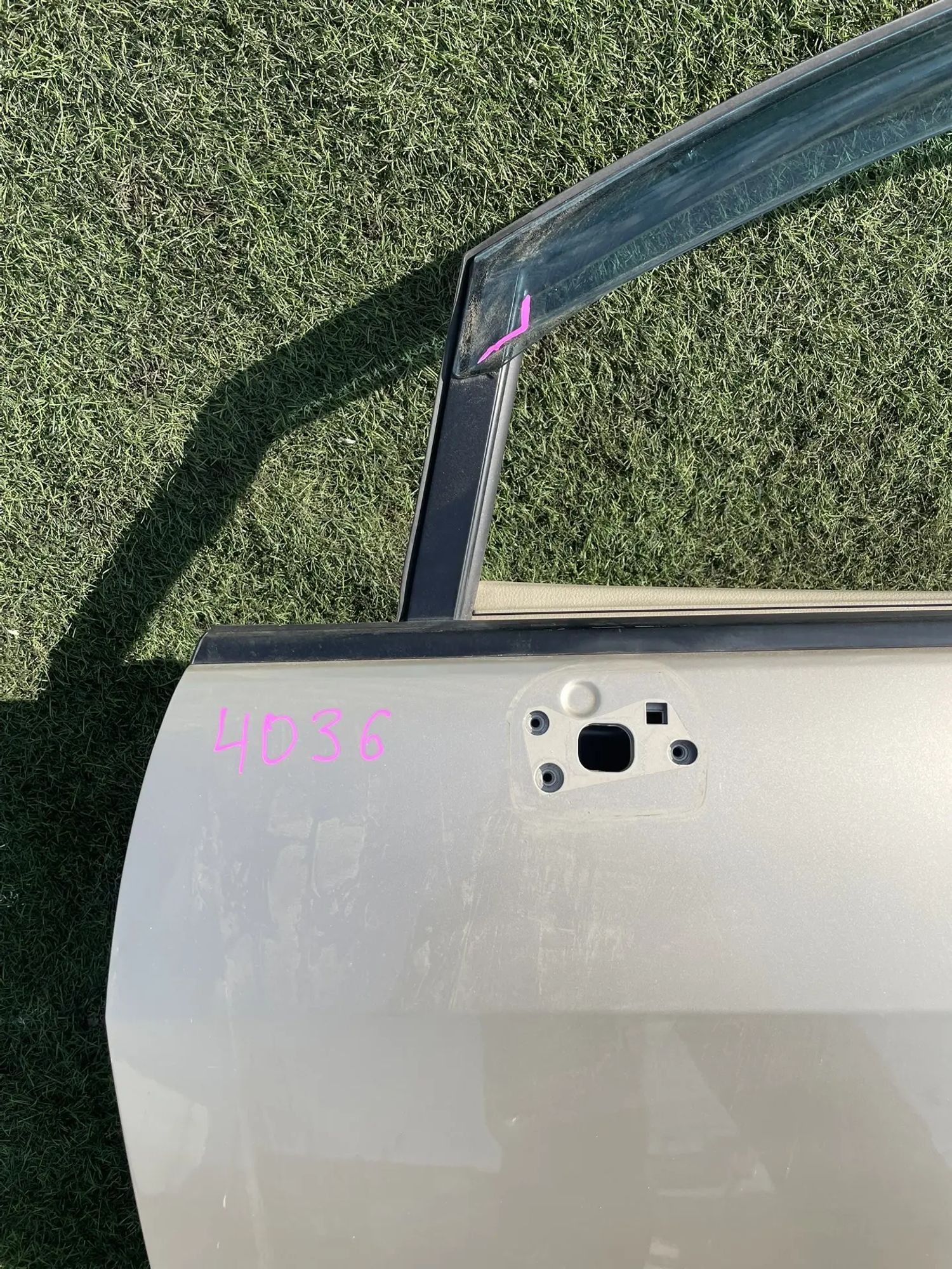 4036 Дверь передняя левая Nissan Tiida C11 Хетчбек, 14500 рублей, Невинномысск