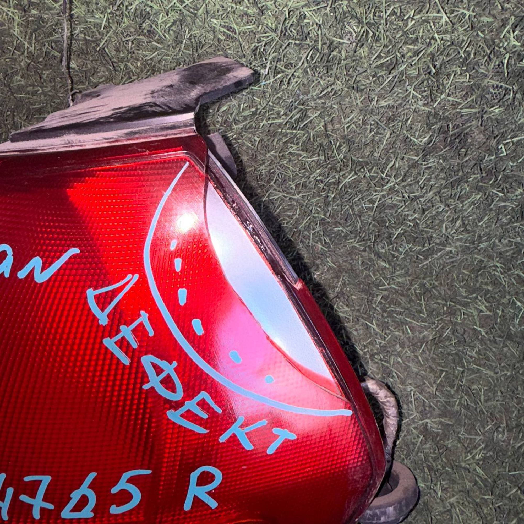 885 Фонарь задний правый NISSAN AD Y11, 3500 рублей, Невинномысск