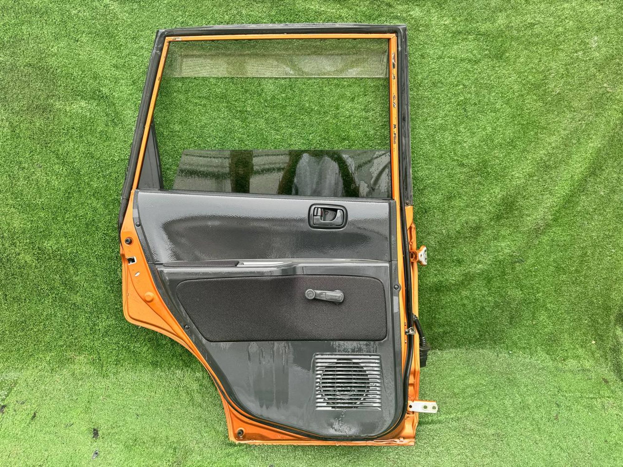 118 дверь на MITSUBISHI DINGO CQ2A, 7500 рублей, Невинномысск