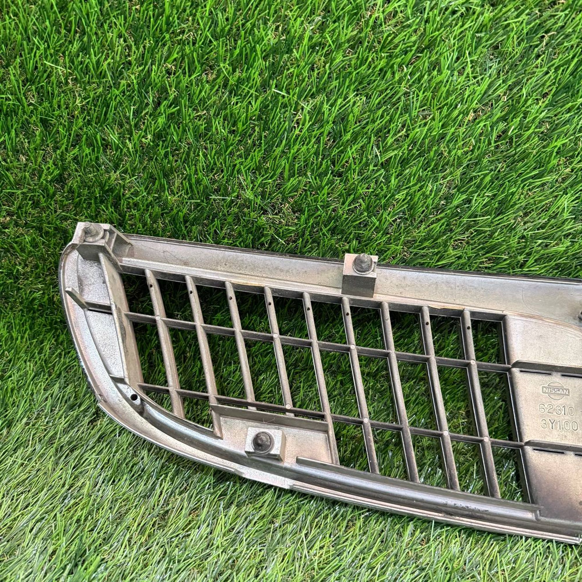 136 решетка радиатора на NISSAN CEFIRO A33, 2500 рублей, Невинномысск