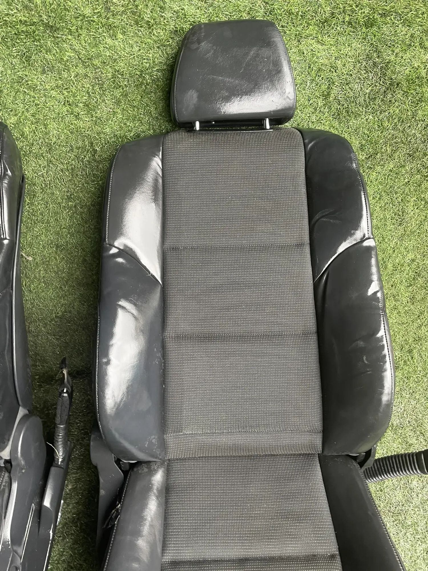 https://ycs.partsauto.market/partsauto-images/thmbs/userImages/772e461030aea93f4dbb6447c0f924d3/part/64d5f242-5dd0-44c1-8567-0f5fd1eabed1_1777968249458.jpg