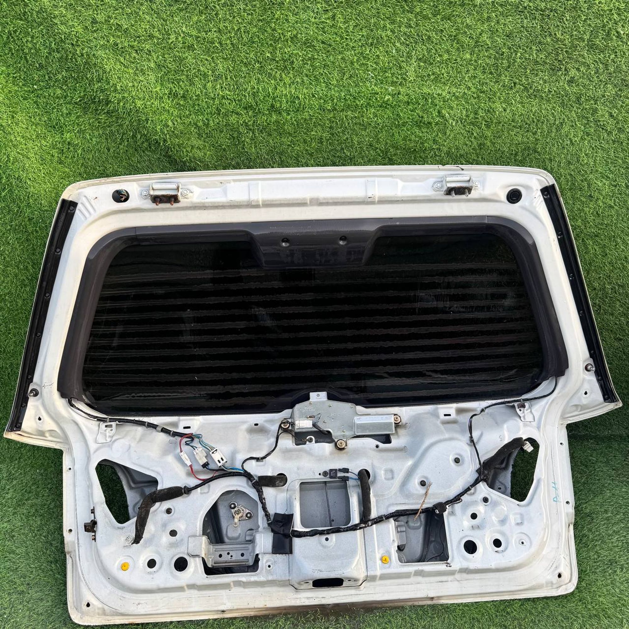 111 дверь багажника на NISSAN PRIMERA P11, 12500 рублей, Невинномысск