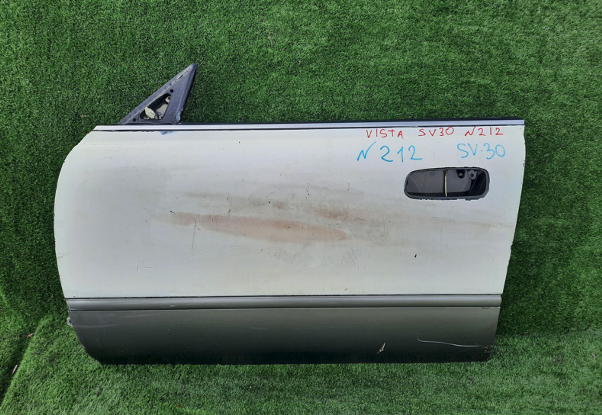 212 дверь на TOYOTA VISTA SV30, 5500 рублей, Невинномысск
