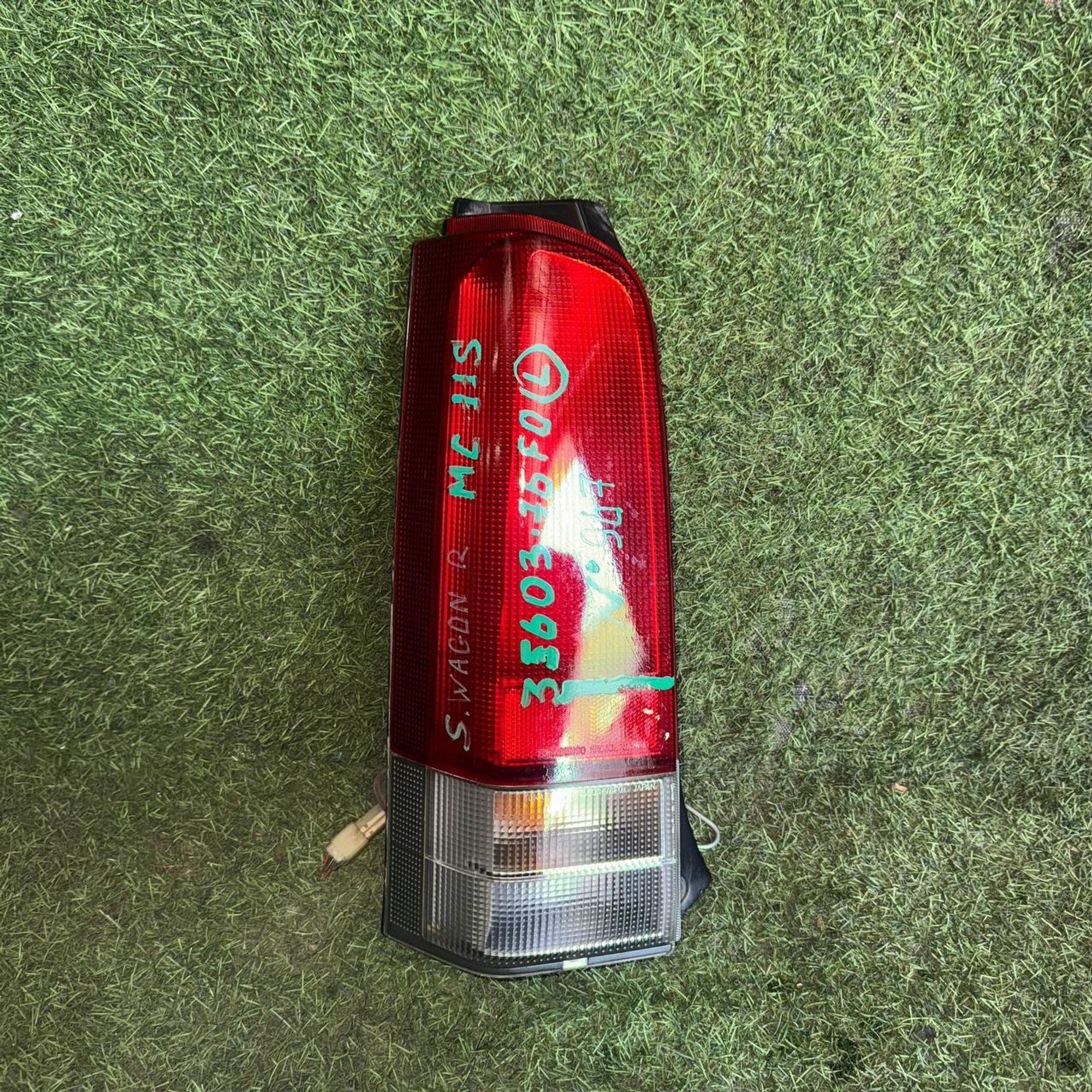 967 Фонарь задний левый SUZUKI WAGON R MC11S, 4000 рублей, Невинномысск