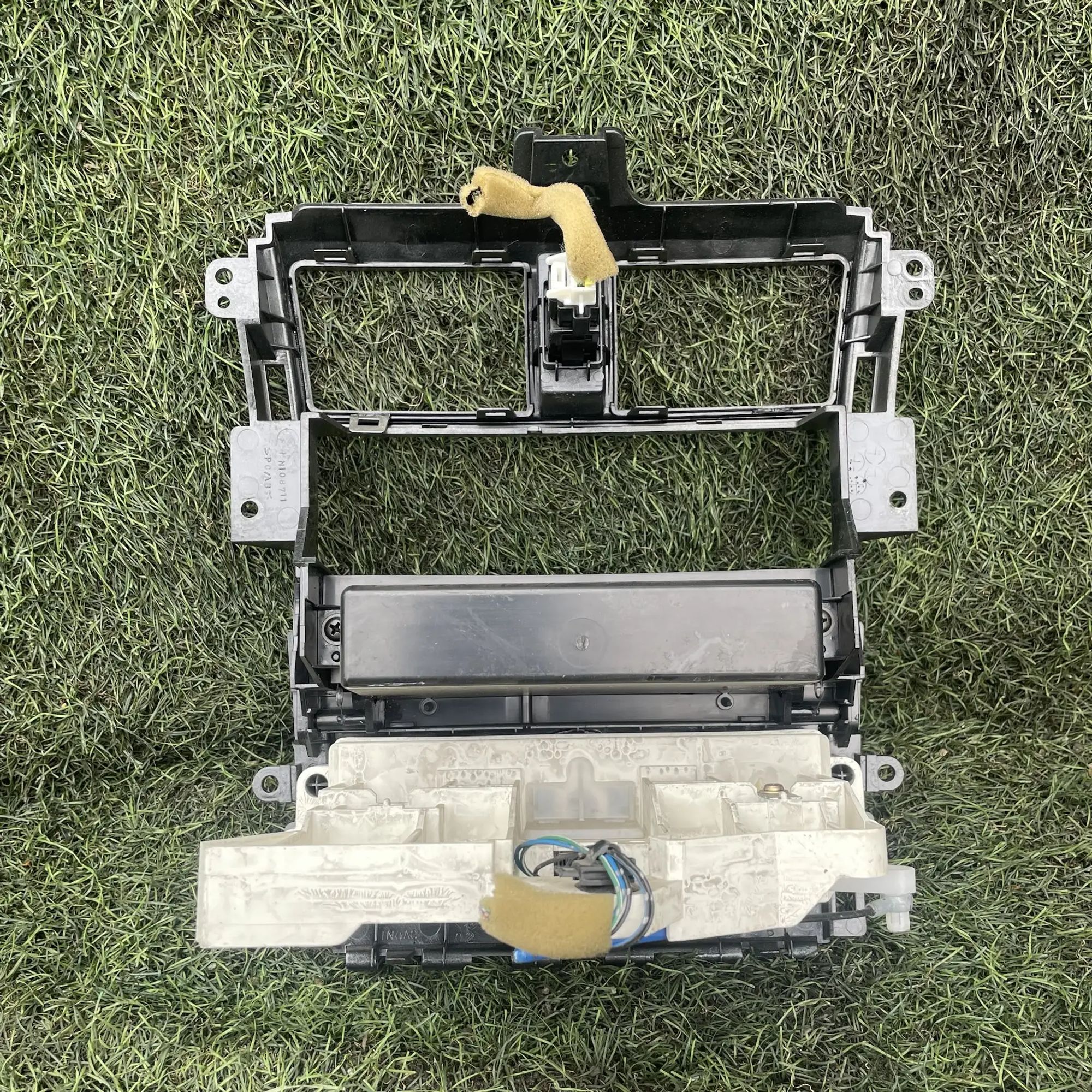https://ycs.partsauto.market/partsauto-images/thmbs/userImages/772e461030aea93f4dbb6447c0f924d3/part/65e9f7e3-f38e-4805-be50-adabbdafcbb7_1778921744606.jpg