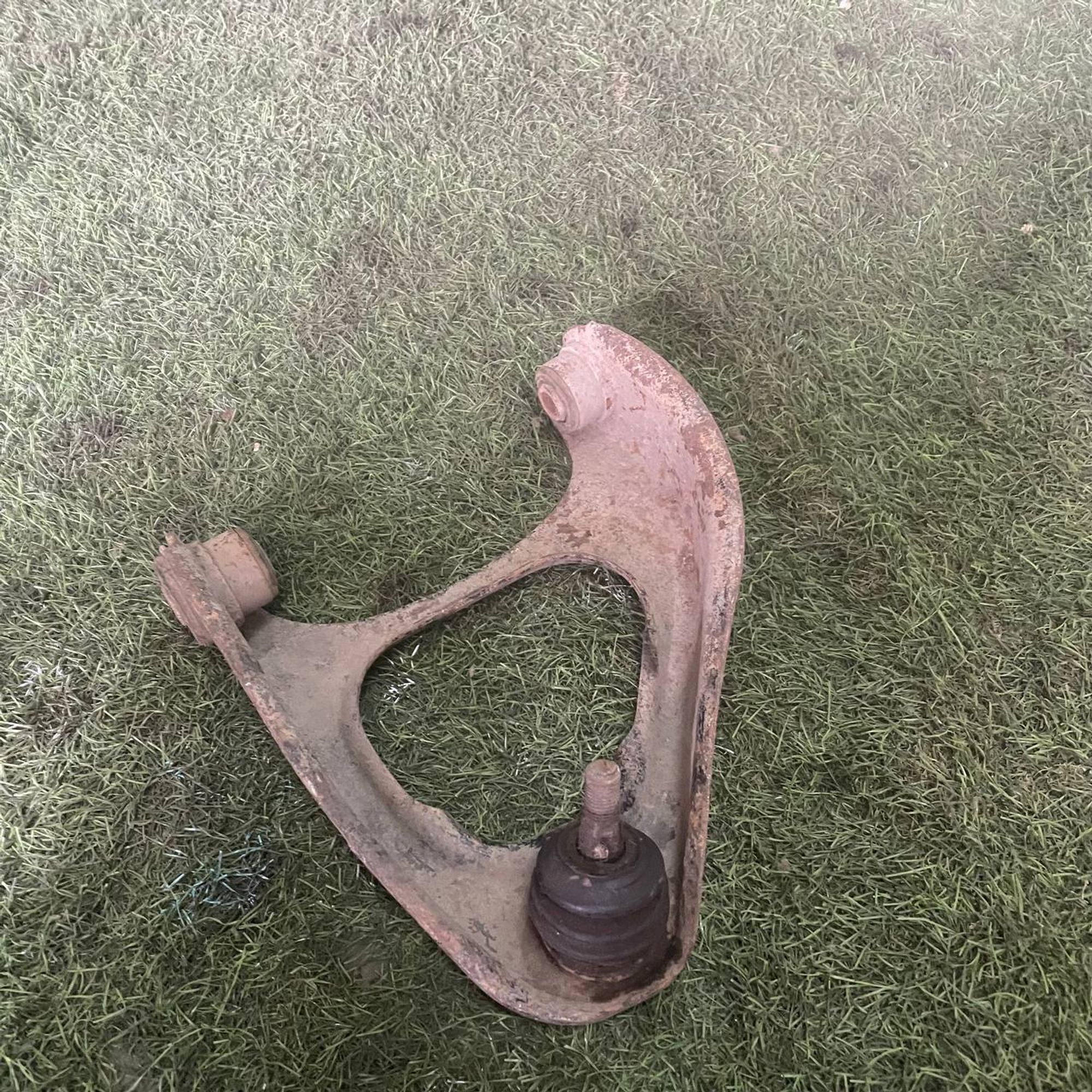 151 Рычаг задний правый верхний TOYOTA MARK II GX81, 3500 рублей, Невинномысск