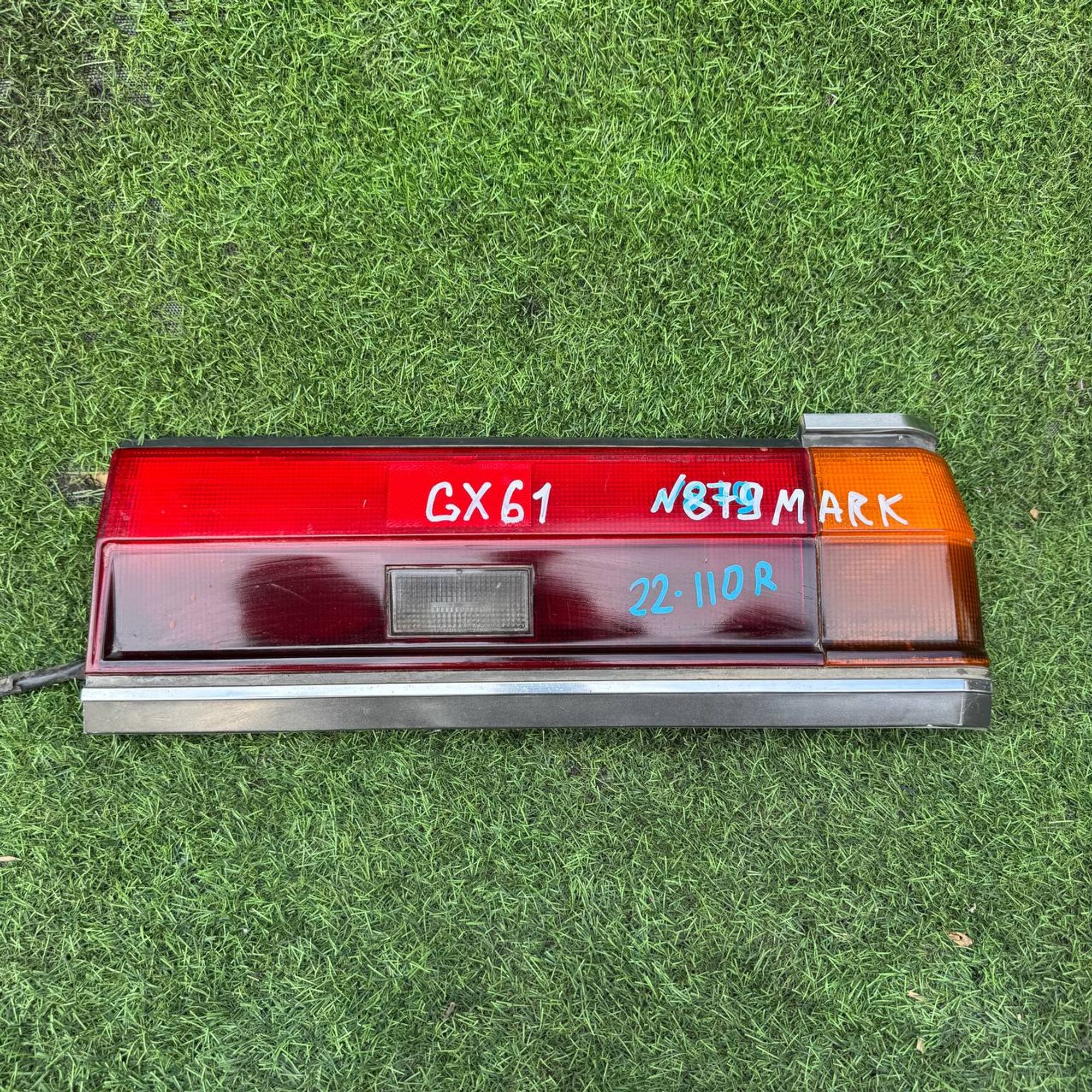 879 Фонарь задний правый TOYOTA MARK II GX61, 3500 рублей, Невинномысск