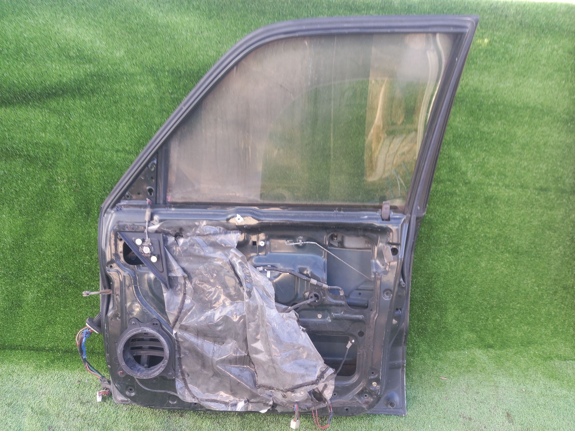 1488 дверь на ISUZU BIGHORN UCS69, 8500 рублей, Невинномысск