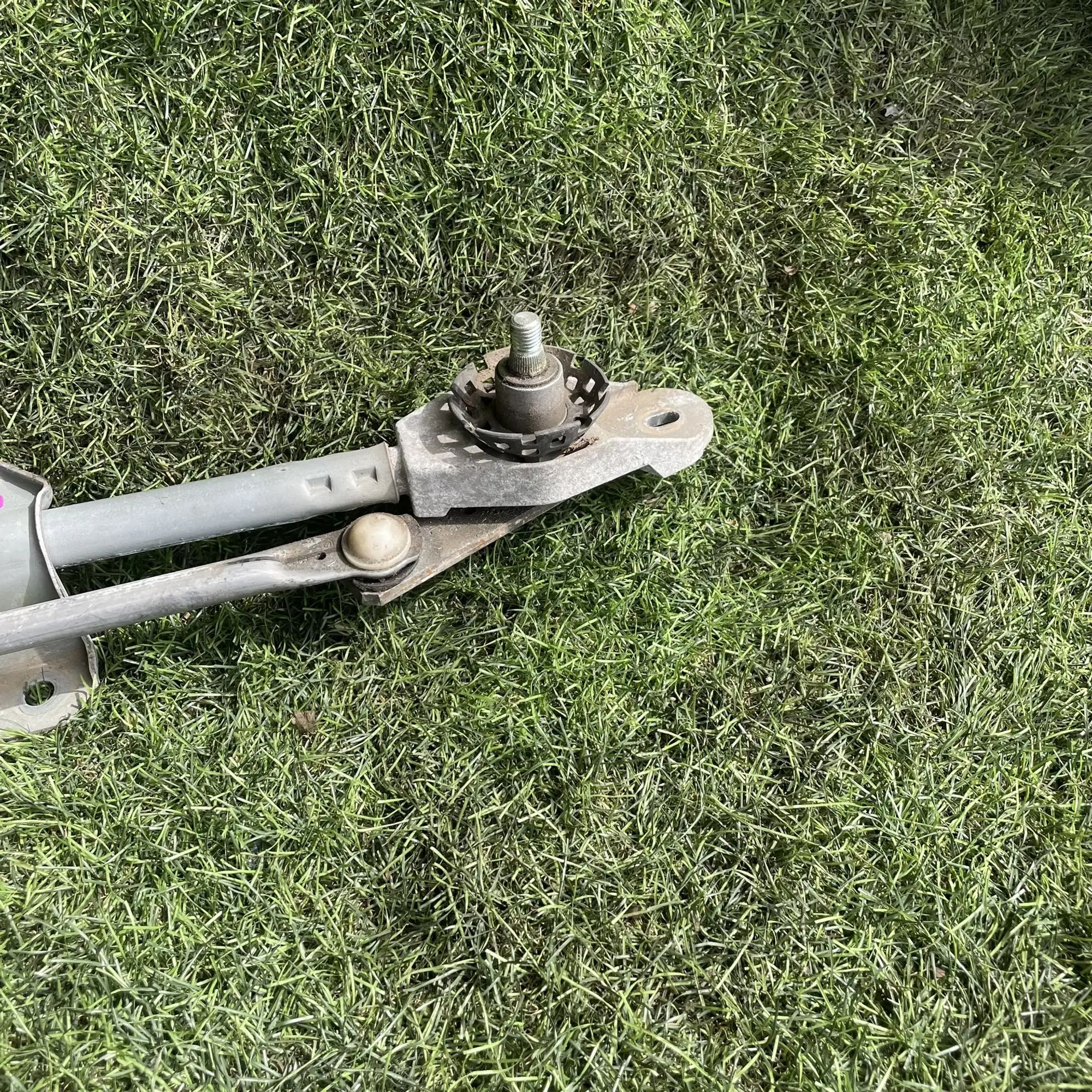 https://ycs.partsauto.market/partsauto-images/thmbs/userImages/772e461030aea93f4dbb6447c0f924d3/part/66954e47-674c-42f5-b9e8-2342bf165e6b_1776510898295.jpg