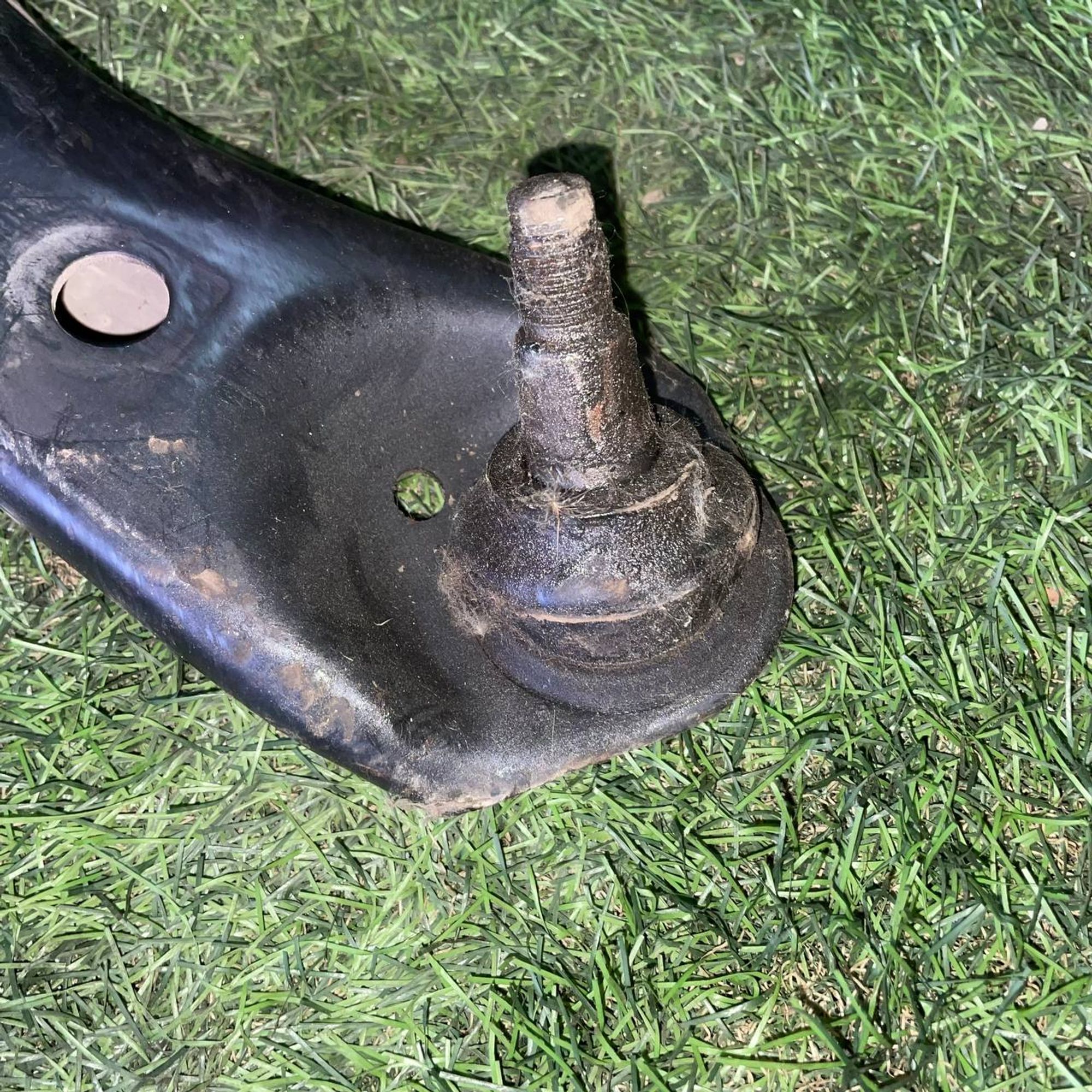 156 Рычаг передний левый нижний TOYOTA VOXY AZR60, 1 рублей, Невинномысск