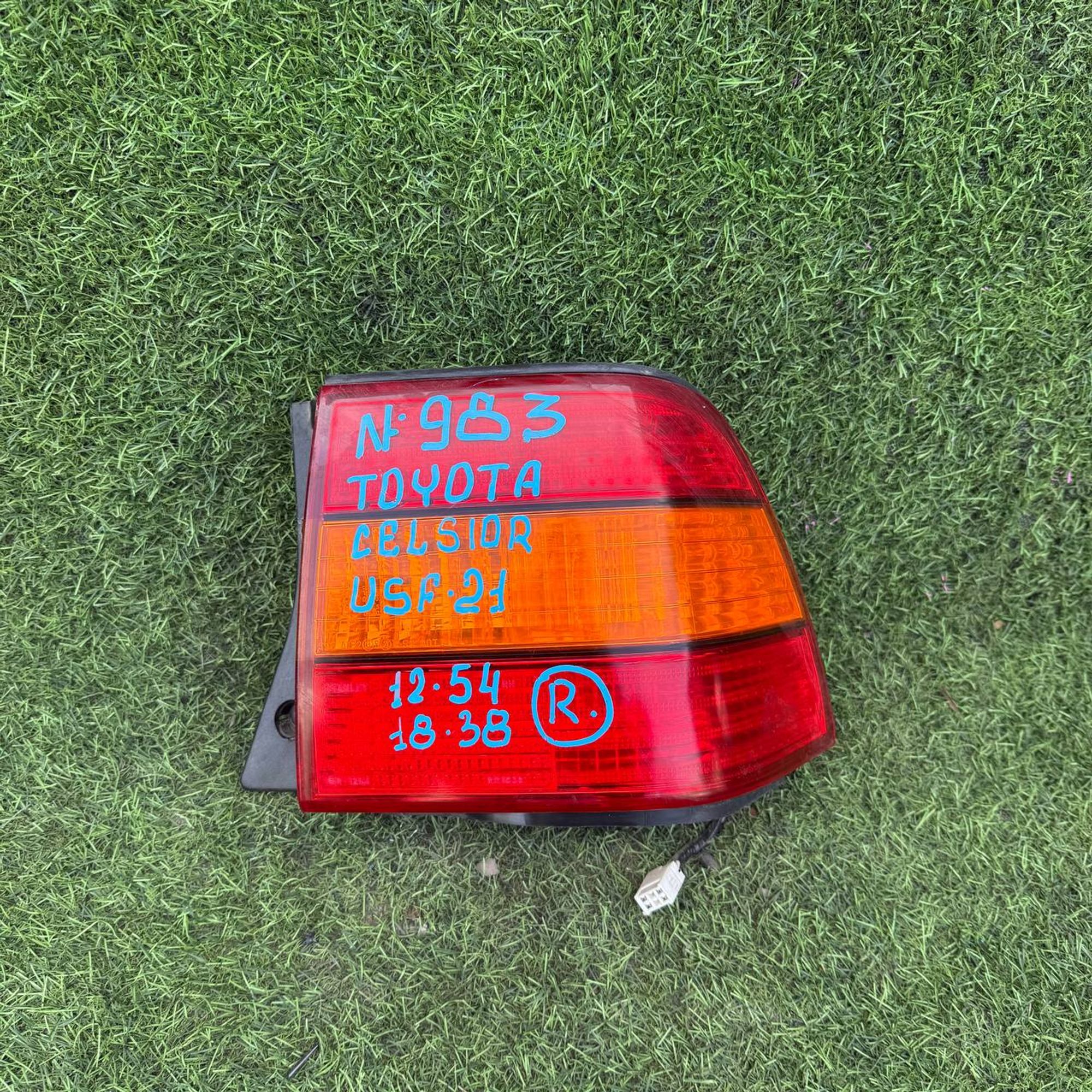 983 Фонарь задний правый TOYOTA CELSIOR USF21, 1 рублей, Невинномысск
