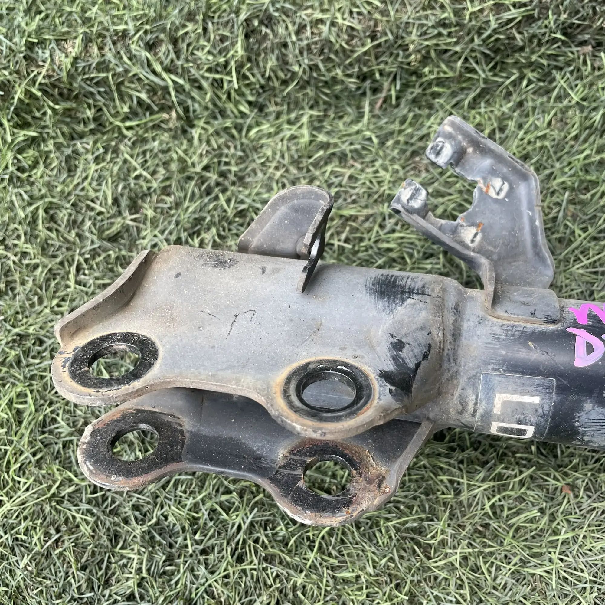 https://ycs.partsauto.market/partsauto-images/thmbs/userImages/772e461030aea93f4dbb6447c0f924d3/part/67e665f8-a46e-4ac3-a694-08502fca3bcb_1779171192831.jpg