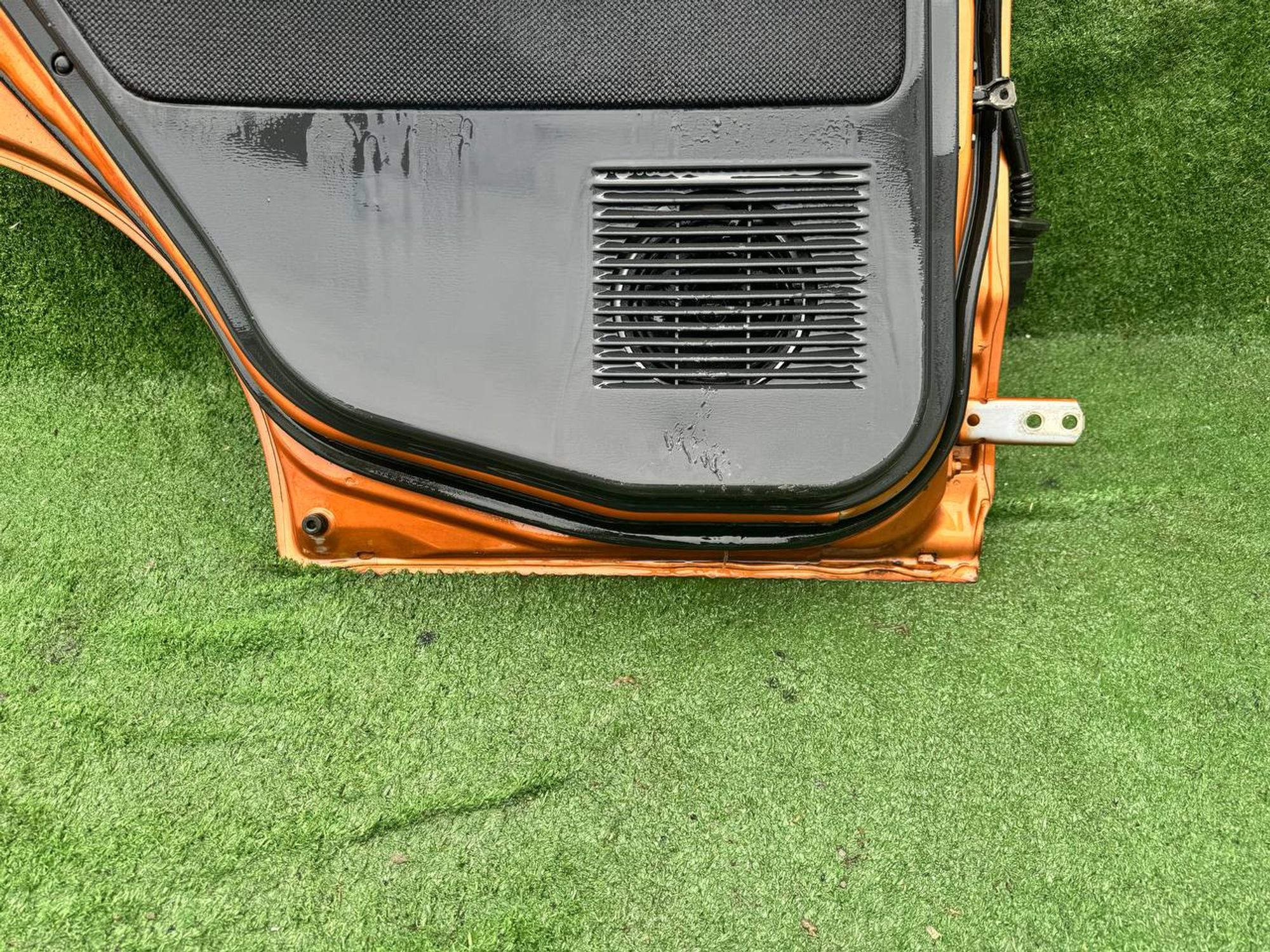 118 дверь на MITSUBISHI DINGO CQ2A, 7500 рублей, Невинномысск