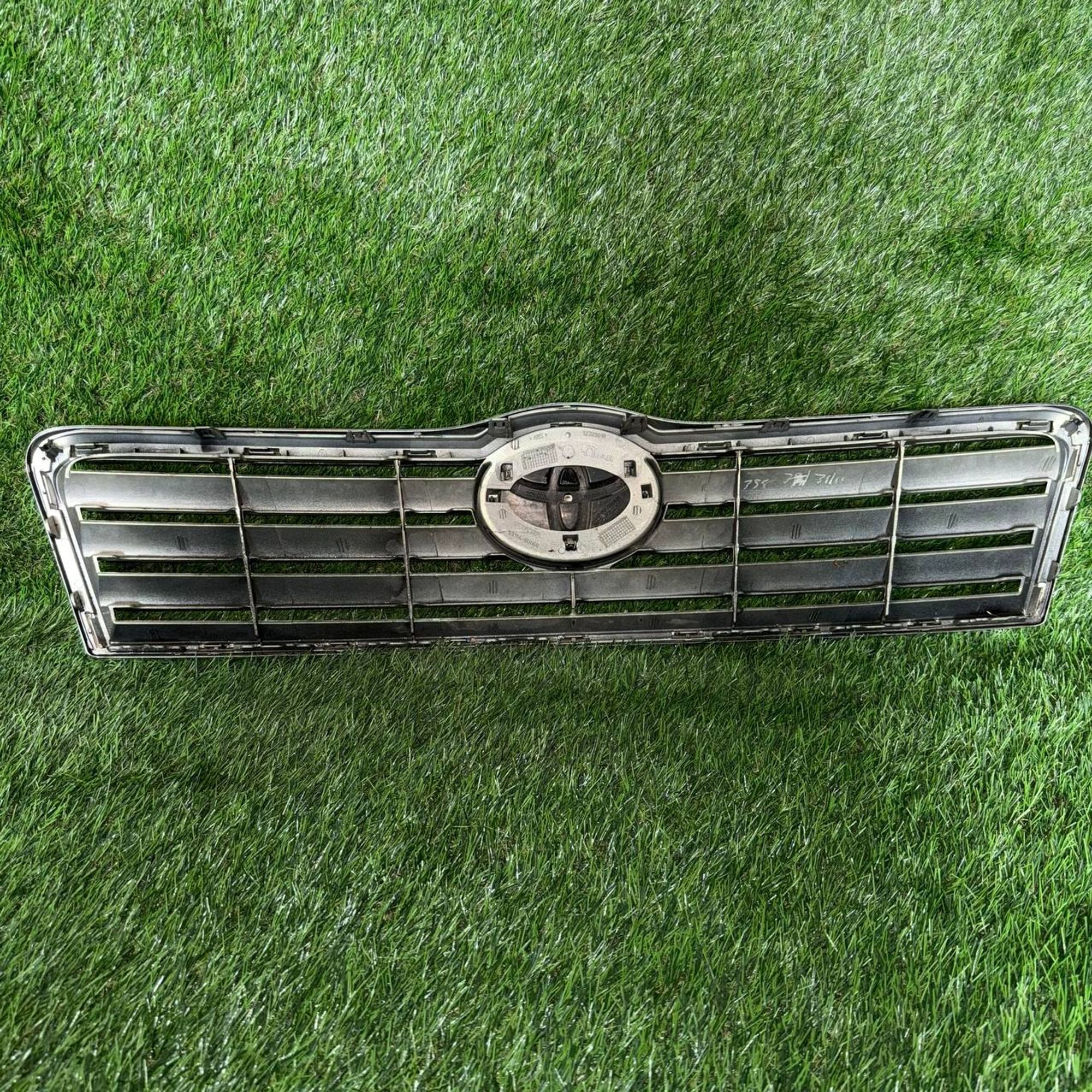 313 Решетка радиатора TOYOTA AVENSIS AZT250, 5500 рублей, Невинномысск