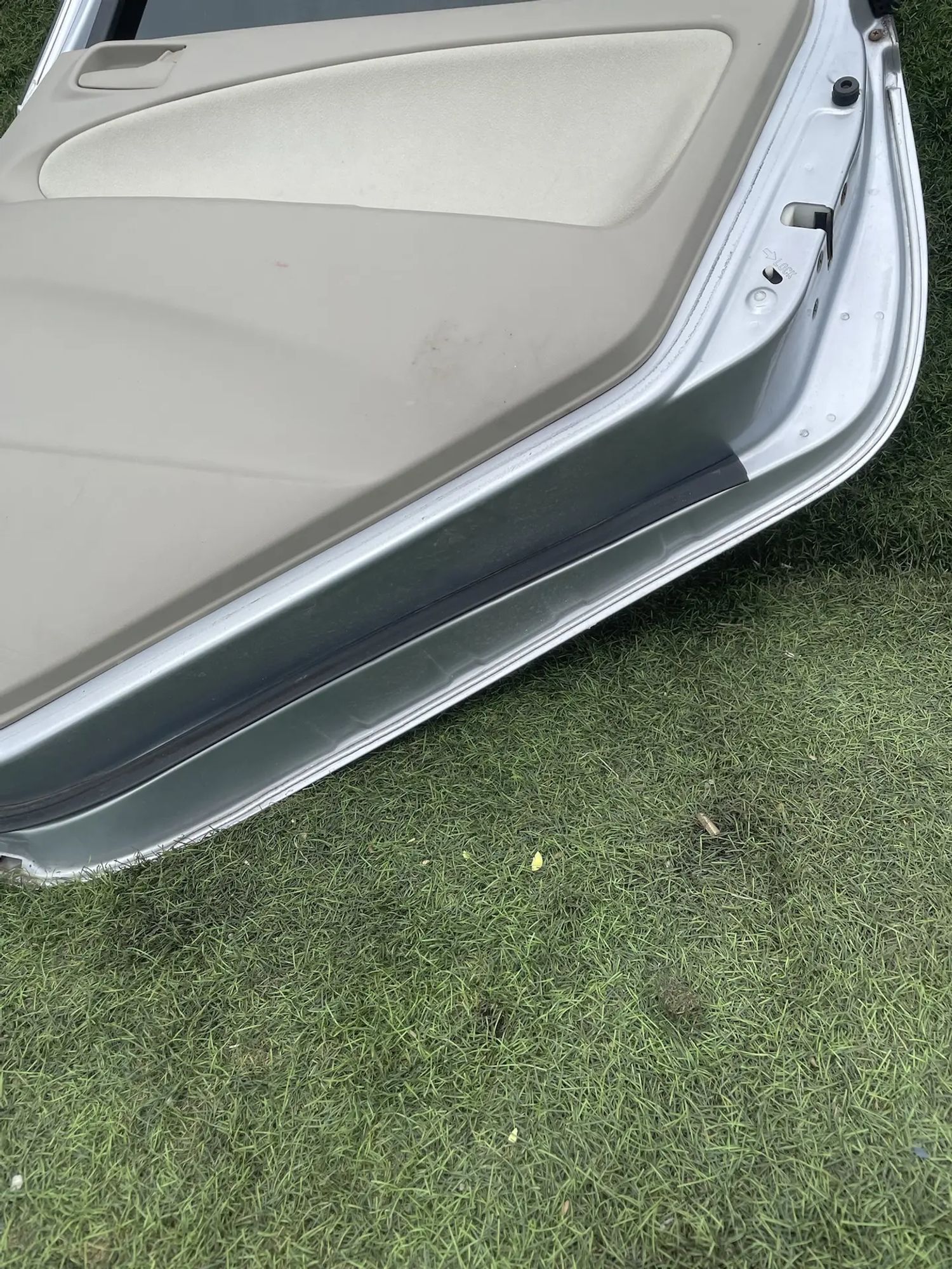 4218 Дверь задняя правая Mitsubishi Colt Z25A 4G19 1.3 2002, 9500 рублей, Невинномысск
