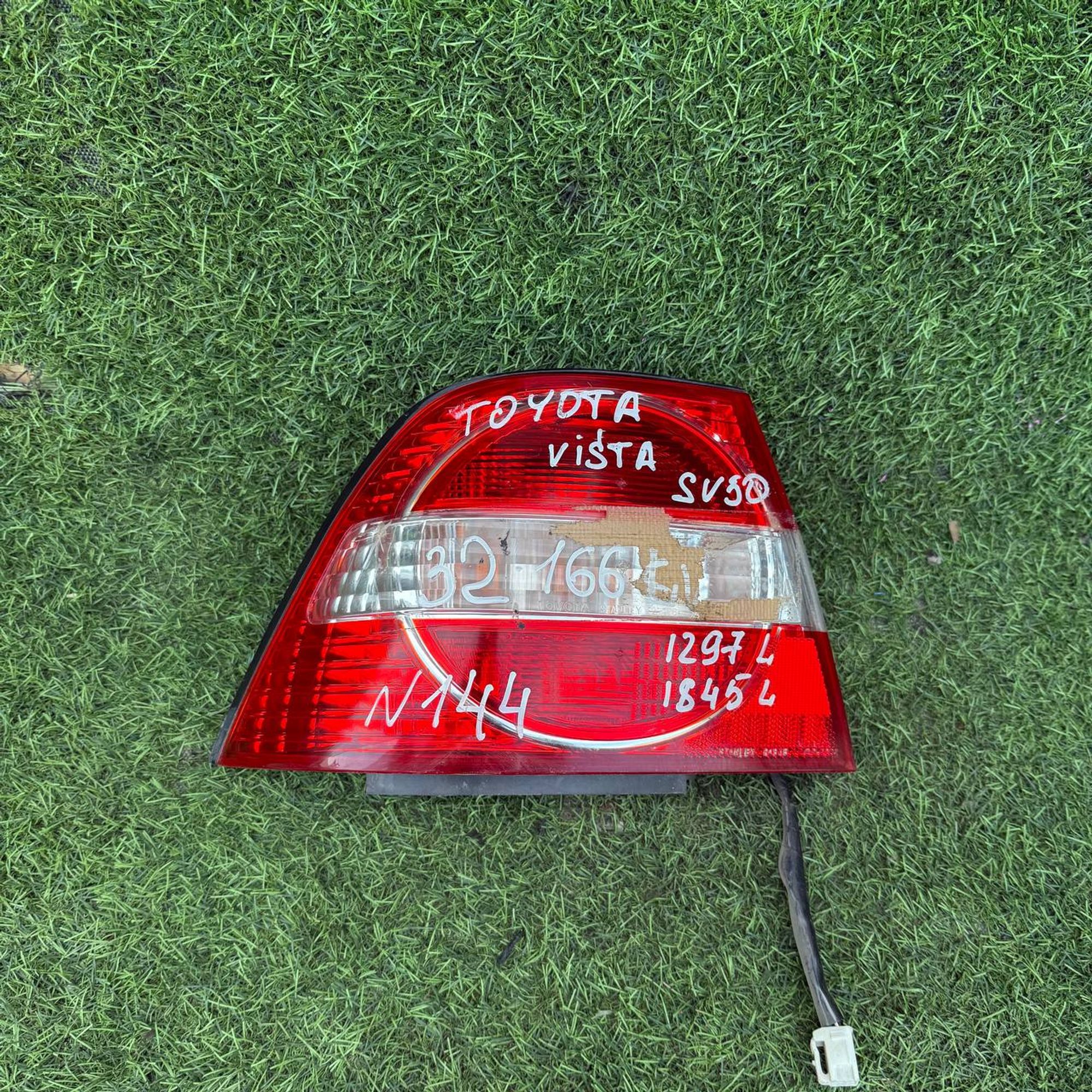 144 Фонарь задний левый TOYOTA VISTA SV50, 3500 рублей, Невинномысск