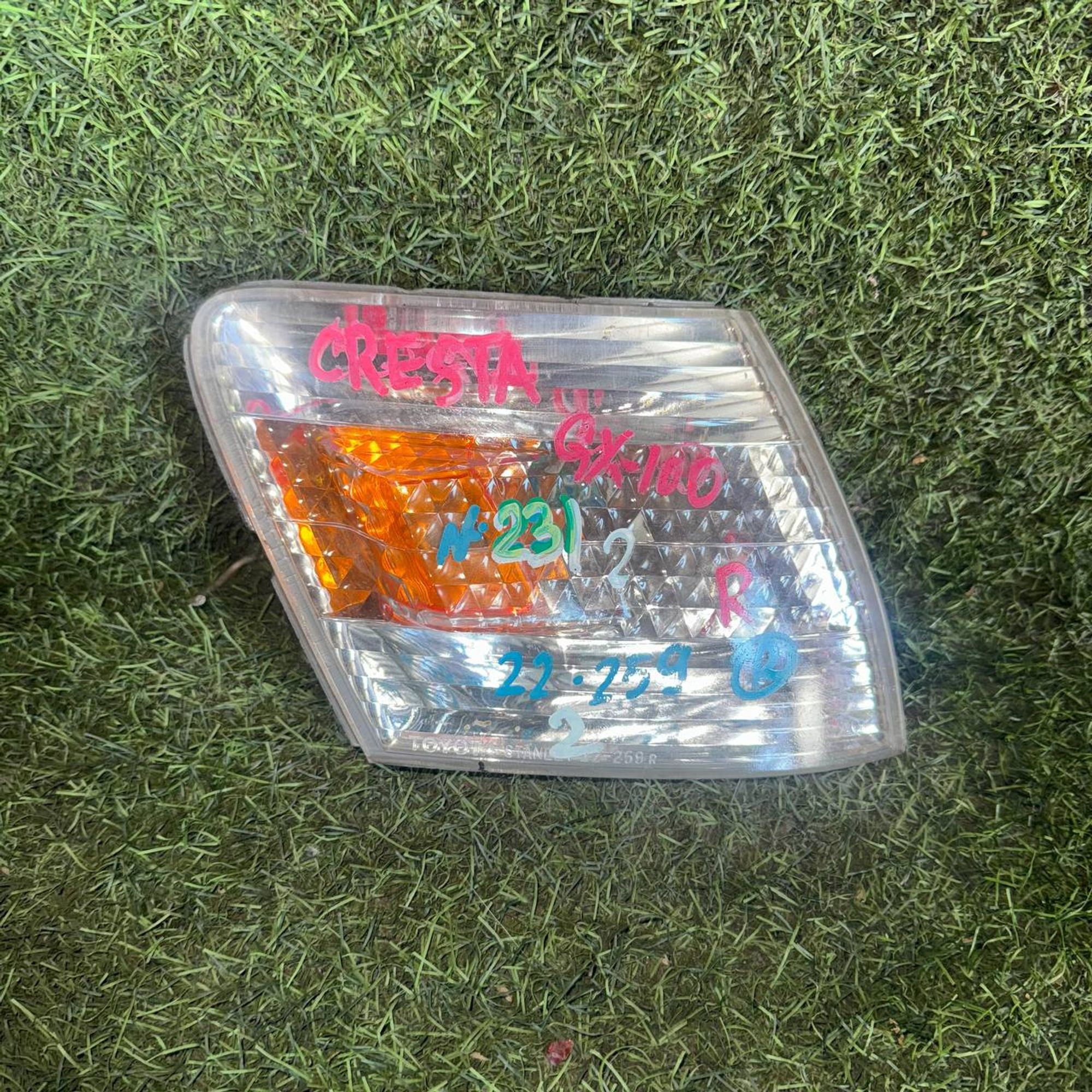 231 Фонарь габаритный правый TOYOTA CRESTA GX100, 2500 рублей, Невинномысск