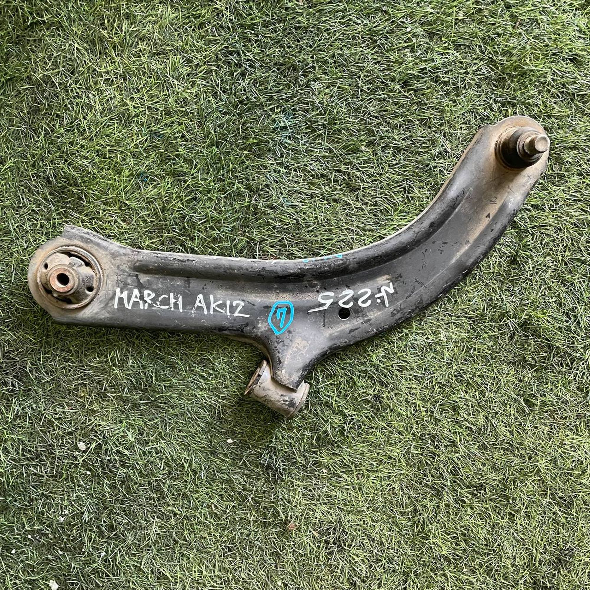 225 Рычаг передний левый нижний NISSAN MARCH AK12, 4000 рублей, Невинномысск