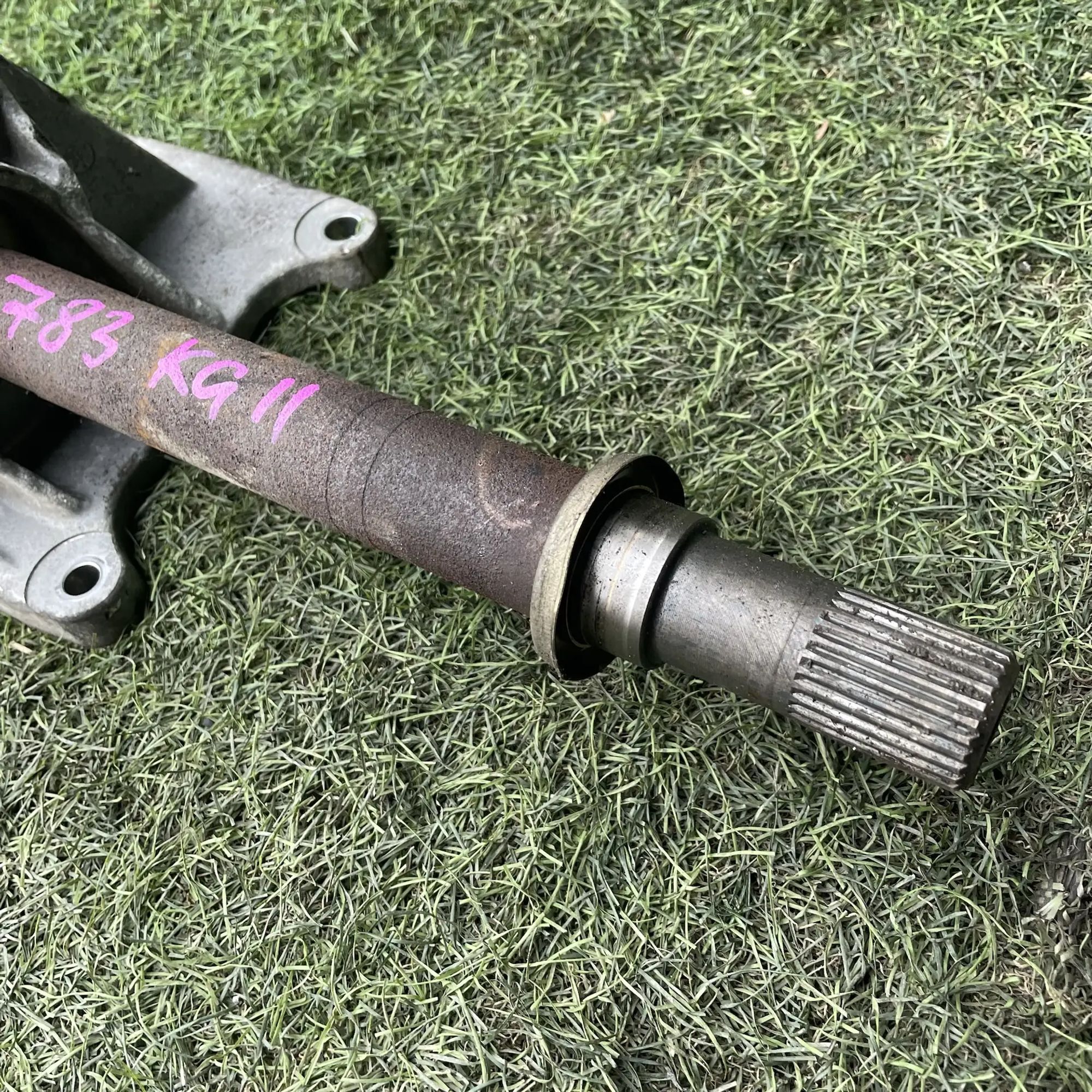 https://ycs.partsauto.market/partsauto-images/thmbs/userImages/772e461030aea93f4dbb6447c0f924d3/part/69217e59-7e3e-4adc-9aad-d1b663d9f943_1779196636445.jpg