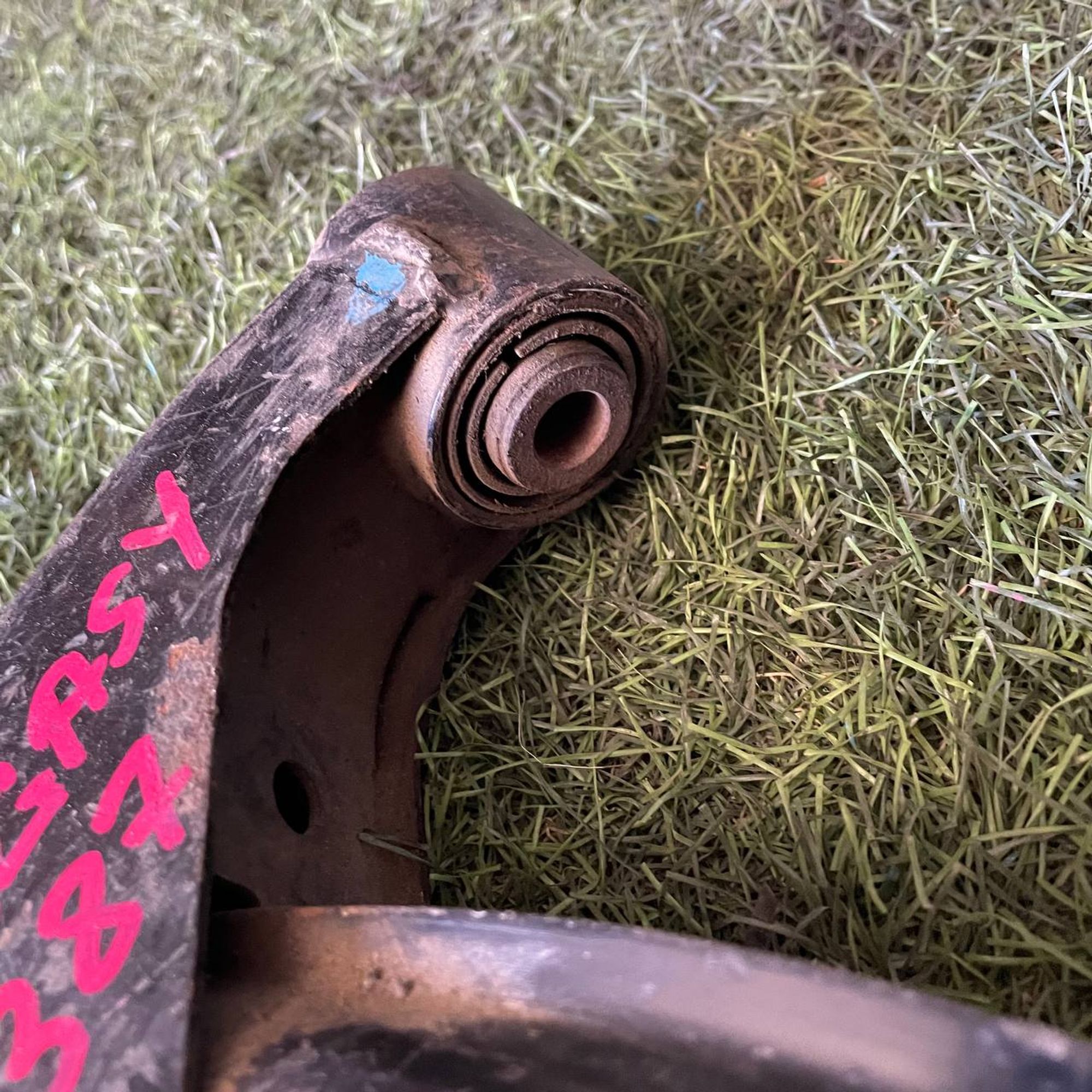 387 Рычаг передний левый нижний SUBARU LEGACY LG9, 6000 рублей, Невинномысск