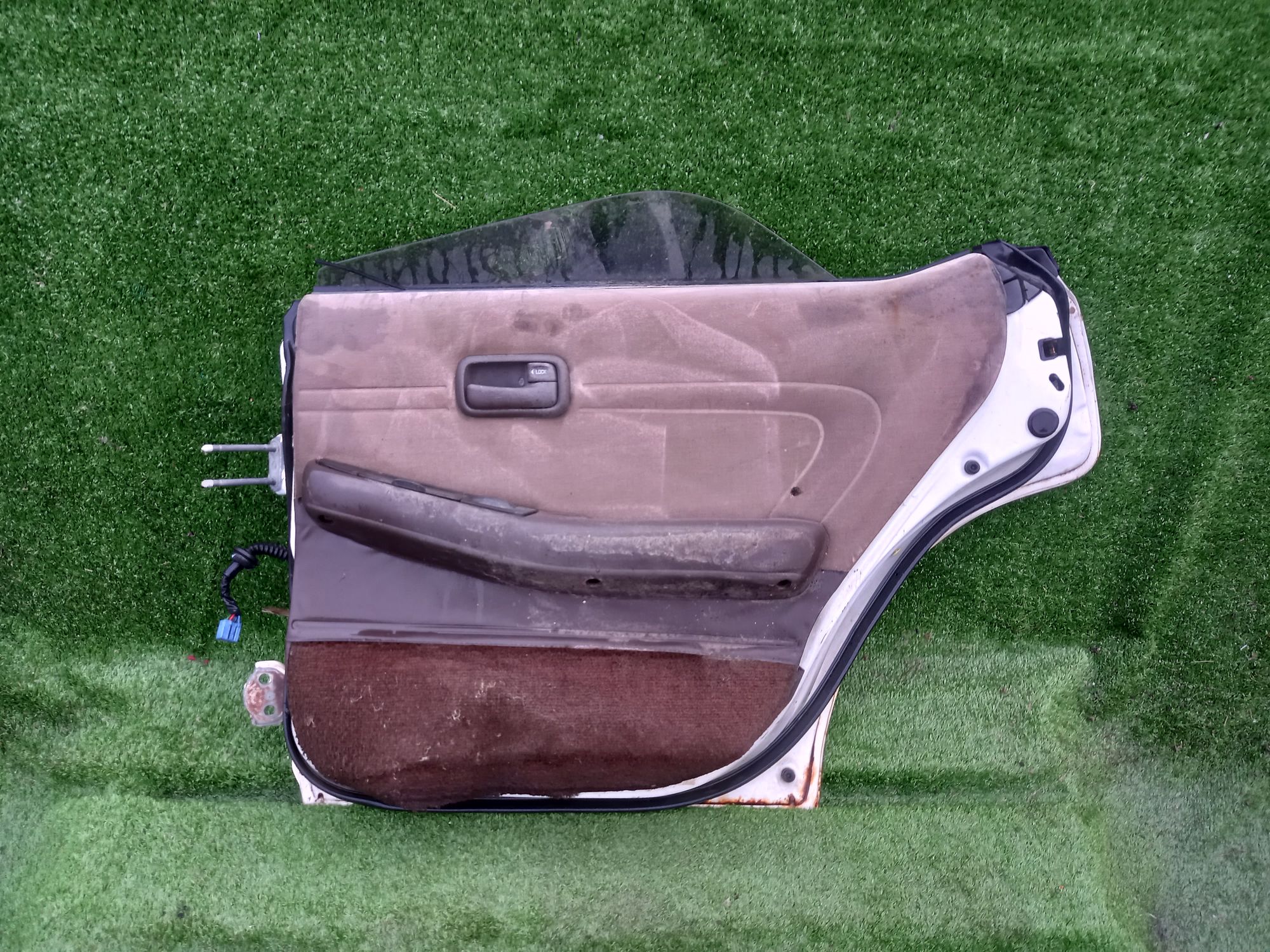 21 дверь задняя правая на TOYOTA MARK II GX80, 6000 рублей, Невинномысск