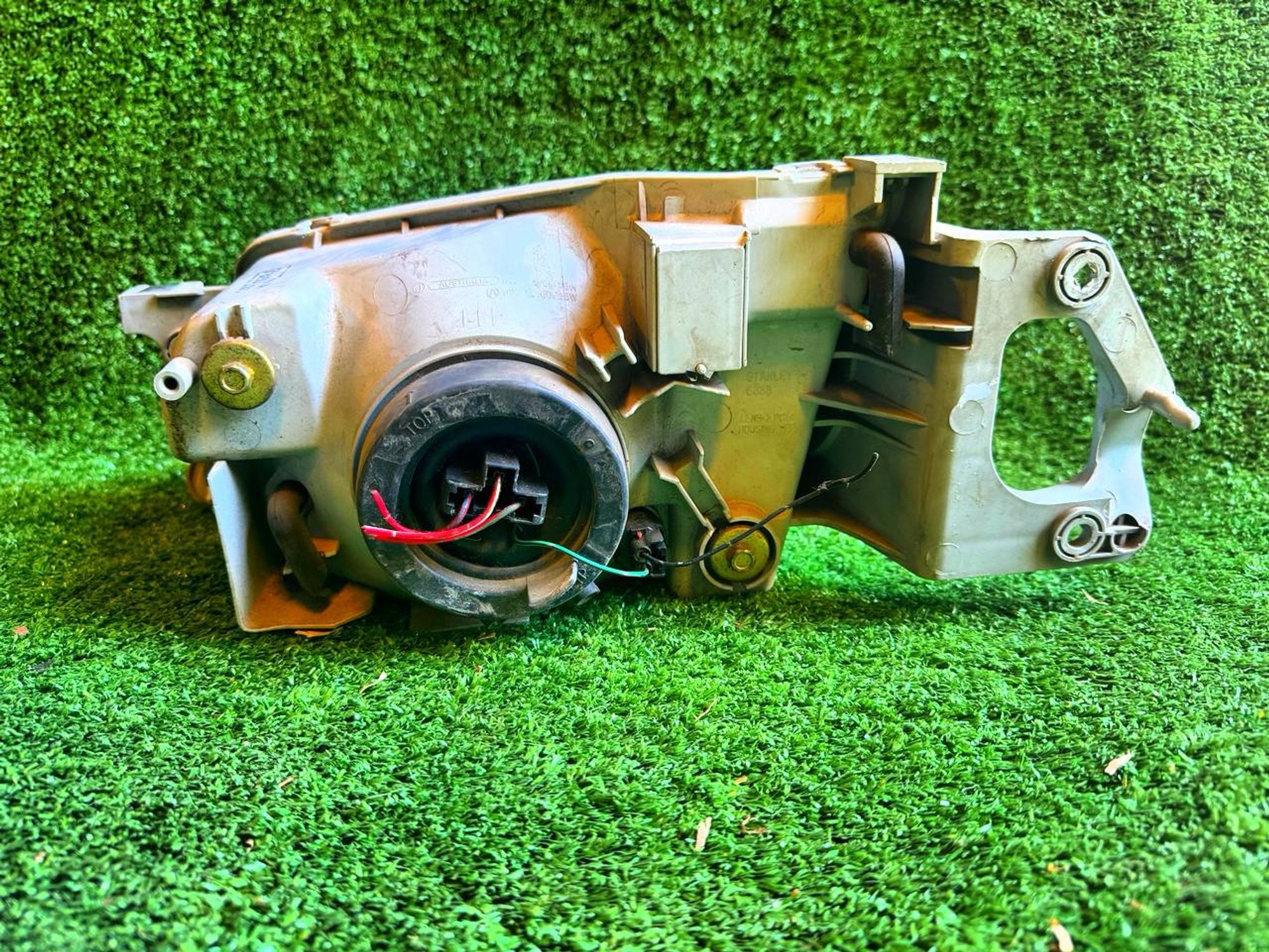 301 фара правая MAZDA FAMILIA BJ5W, 9000 рублей, Невинномысск