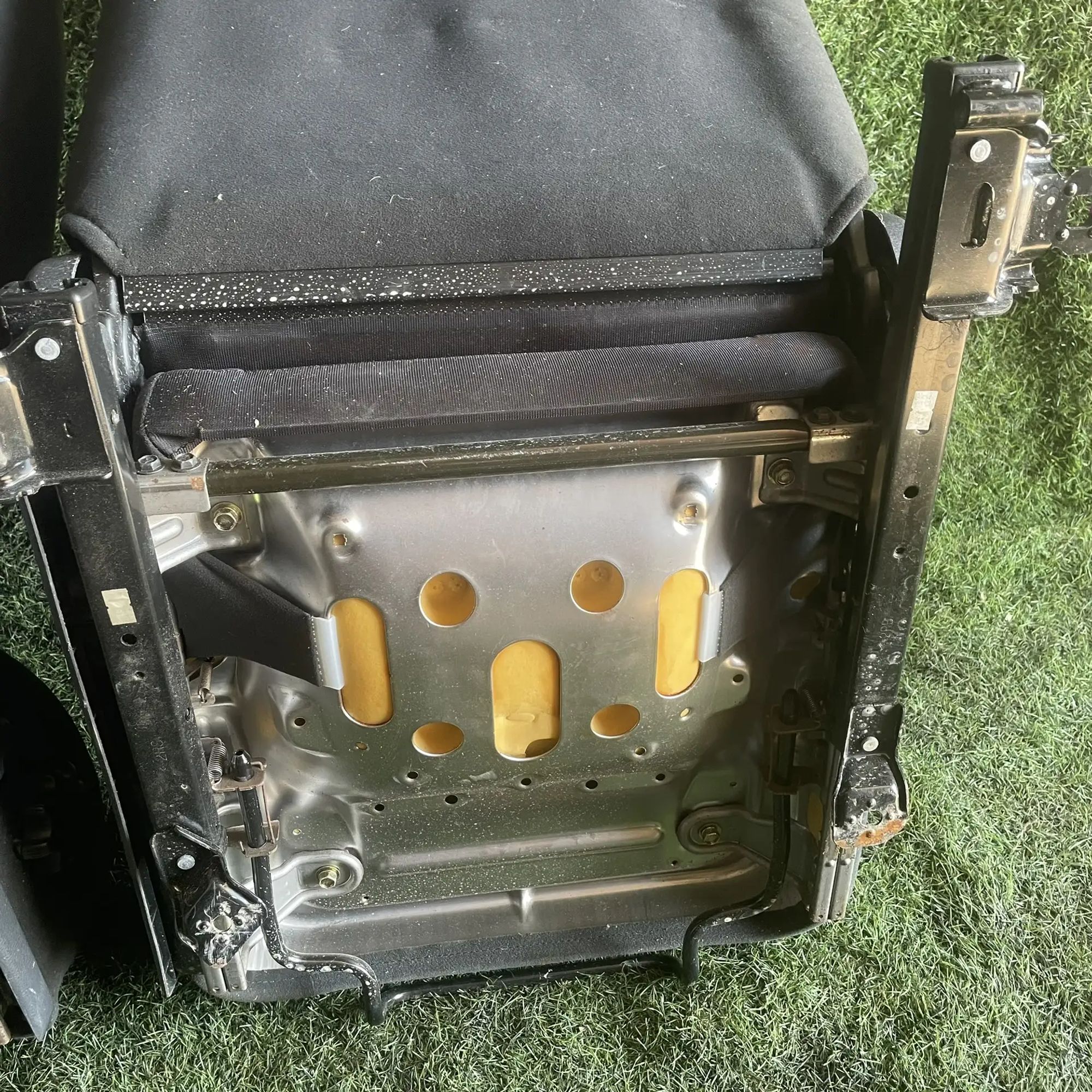 https://ycs.partsauto.market/partsauto-images/thmbs/userImages/772e461030aea93f4dbb6447c0f924d3/part/6b4457da-0e67-441a-999f-d965b94465d4_1776760370631.jpg
