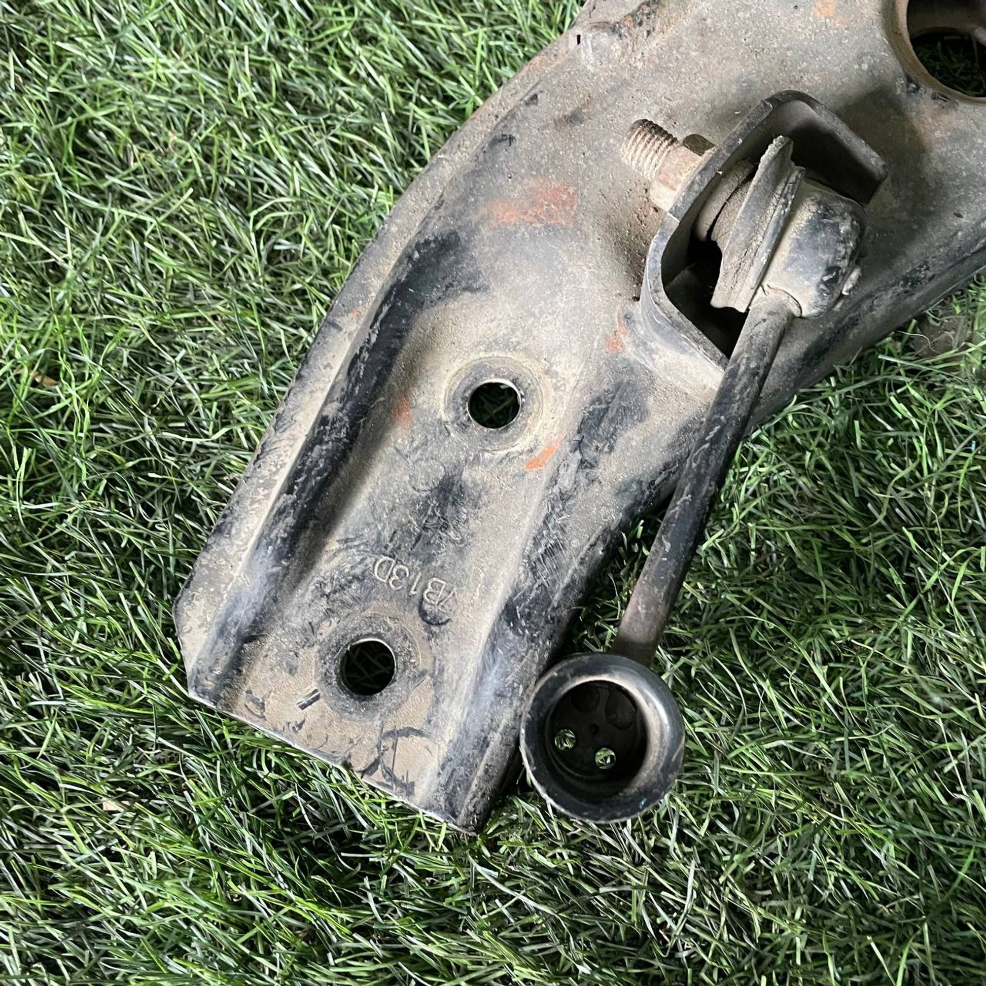 390 Рычаг передний левый нижний MAZDA FAMILIA BHALP, 1 рублей, Невинномысск