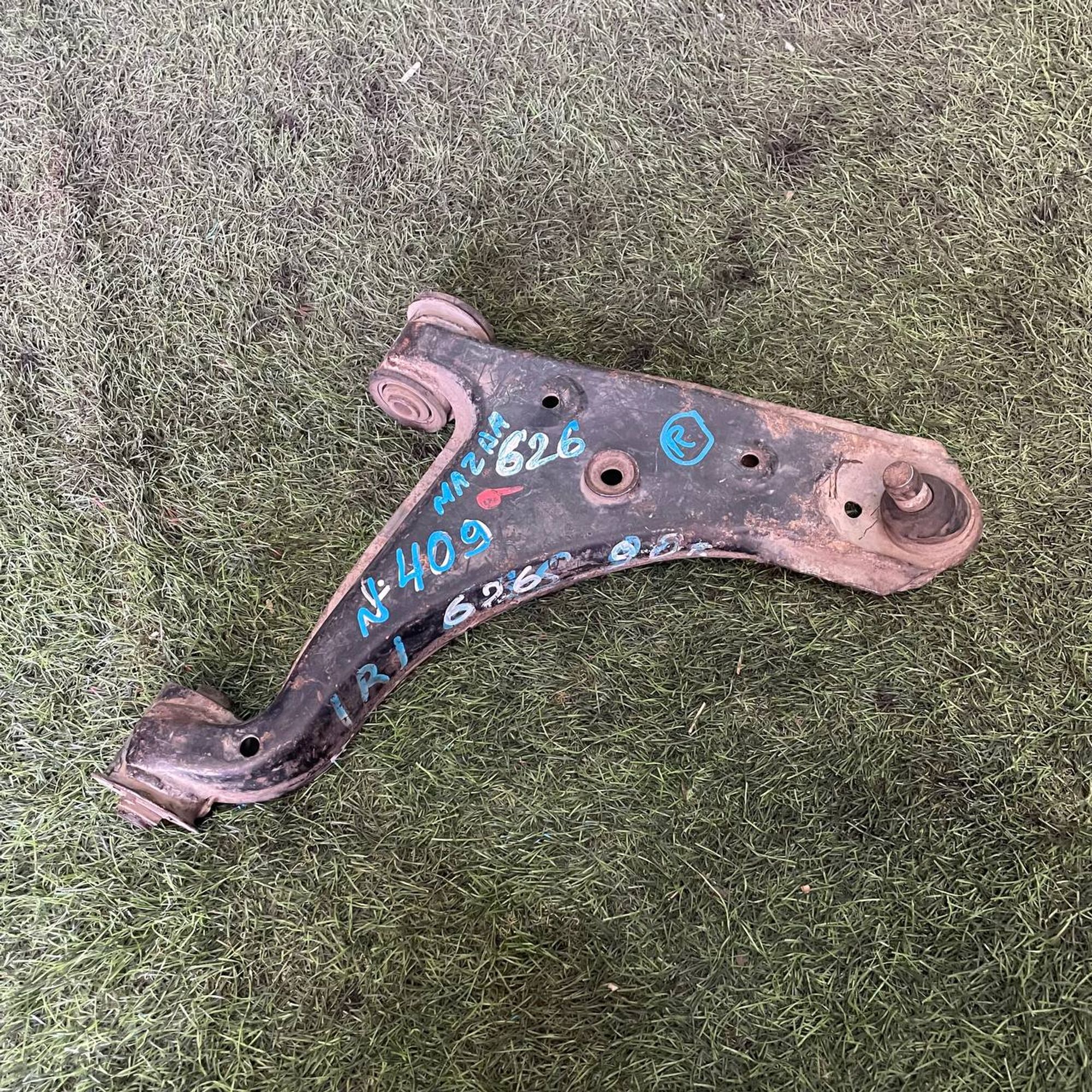 409 Рычаг передний правый нижний MAZDA 626, 1 рублей, Невинномысск