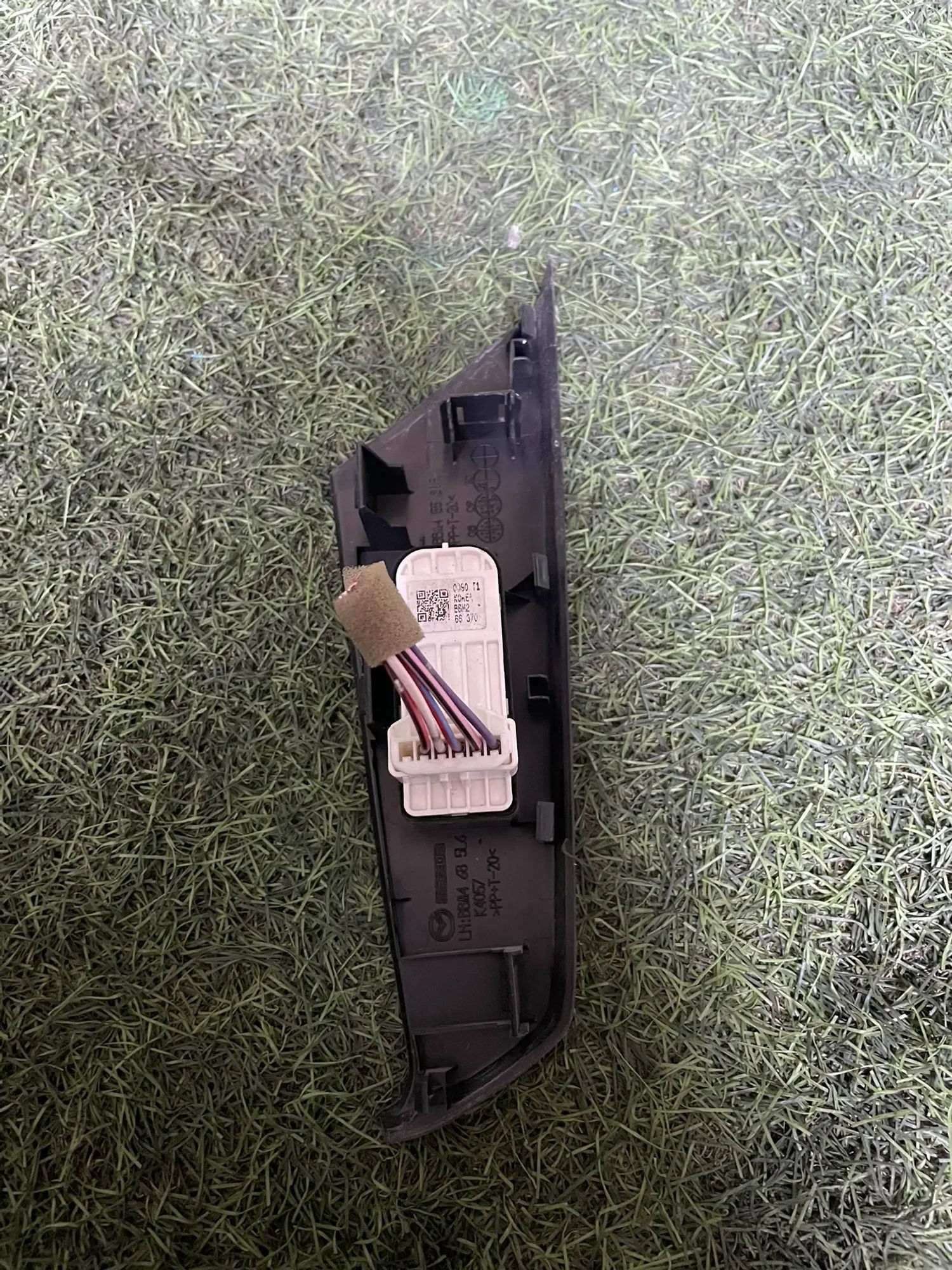 619 Блок управления стеклоподъемником задний левый MAZDA AXELA BL5FW, 3000 рублей, Невинномысск