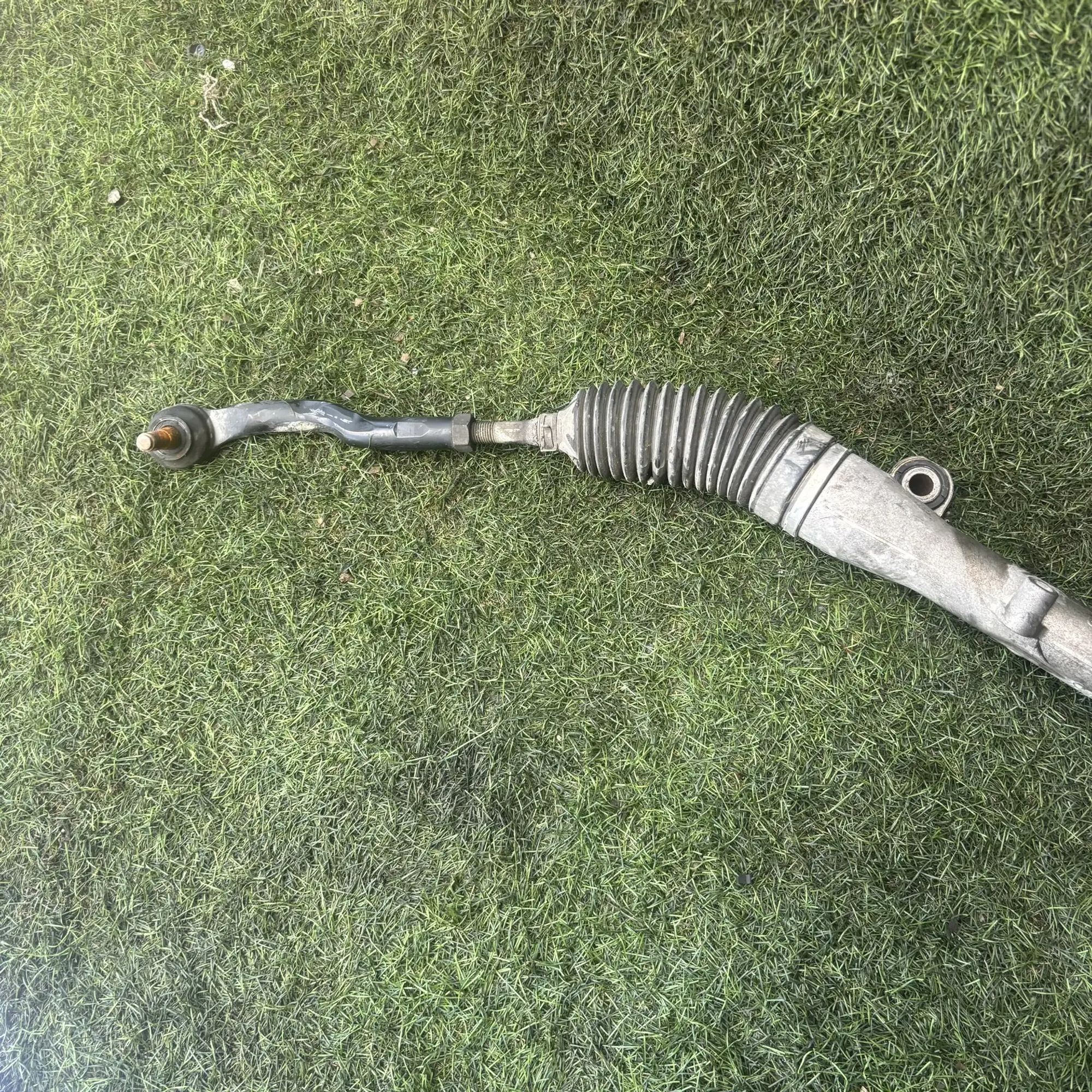 https://ycs.partsauto.market/partsauto-images/thmbs/userImages/772e461030aea93f4dbb6447c0f924d3/part/6bb6c12b-536a-4270-b249-0f87a1fc239a_1776858304329.jpg