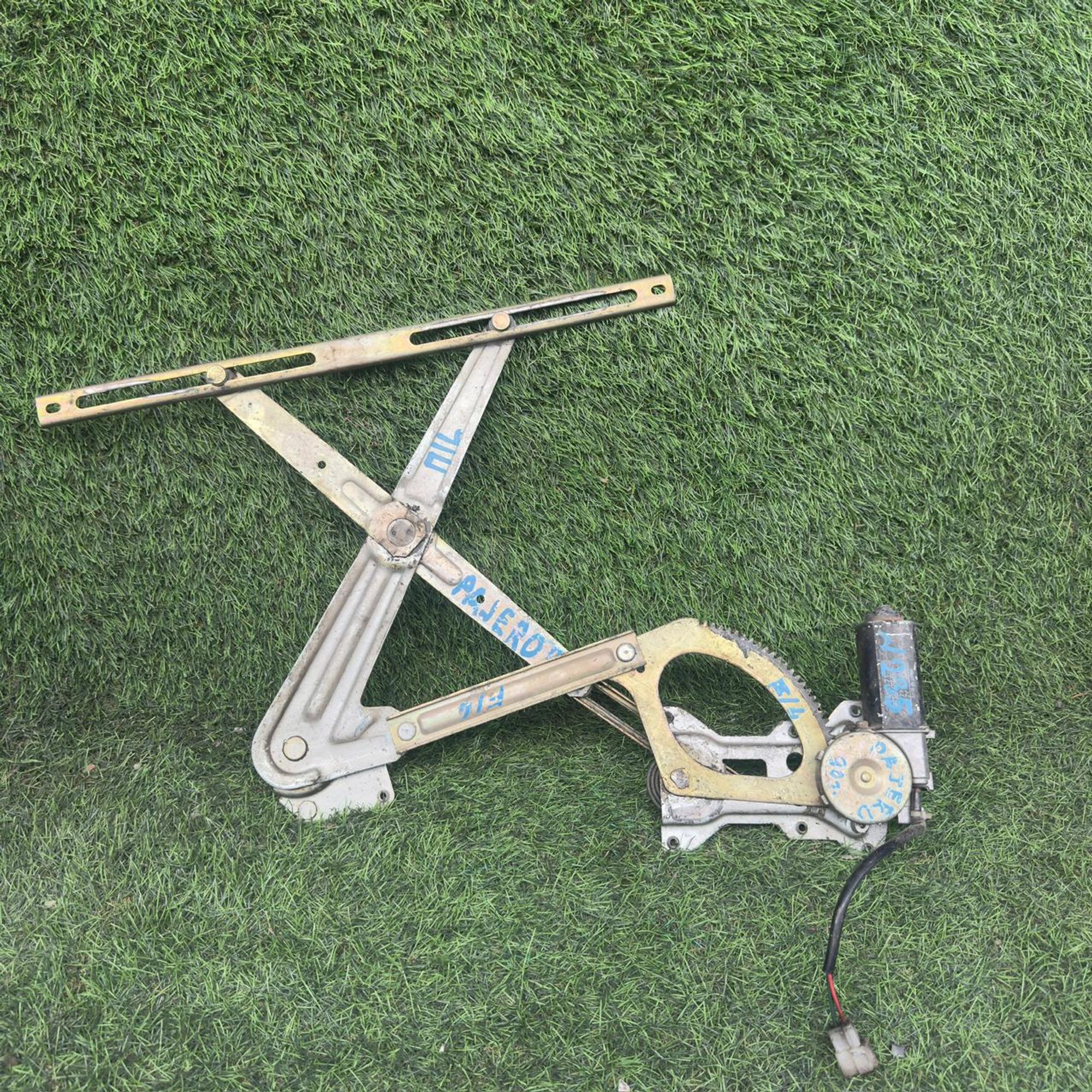 235 Стеклоподъемник передней левой двери MITSUBISHI PAJERO, 1 рублей, Невинномысск