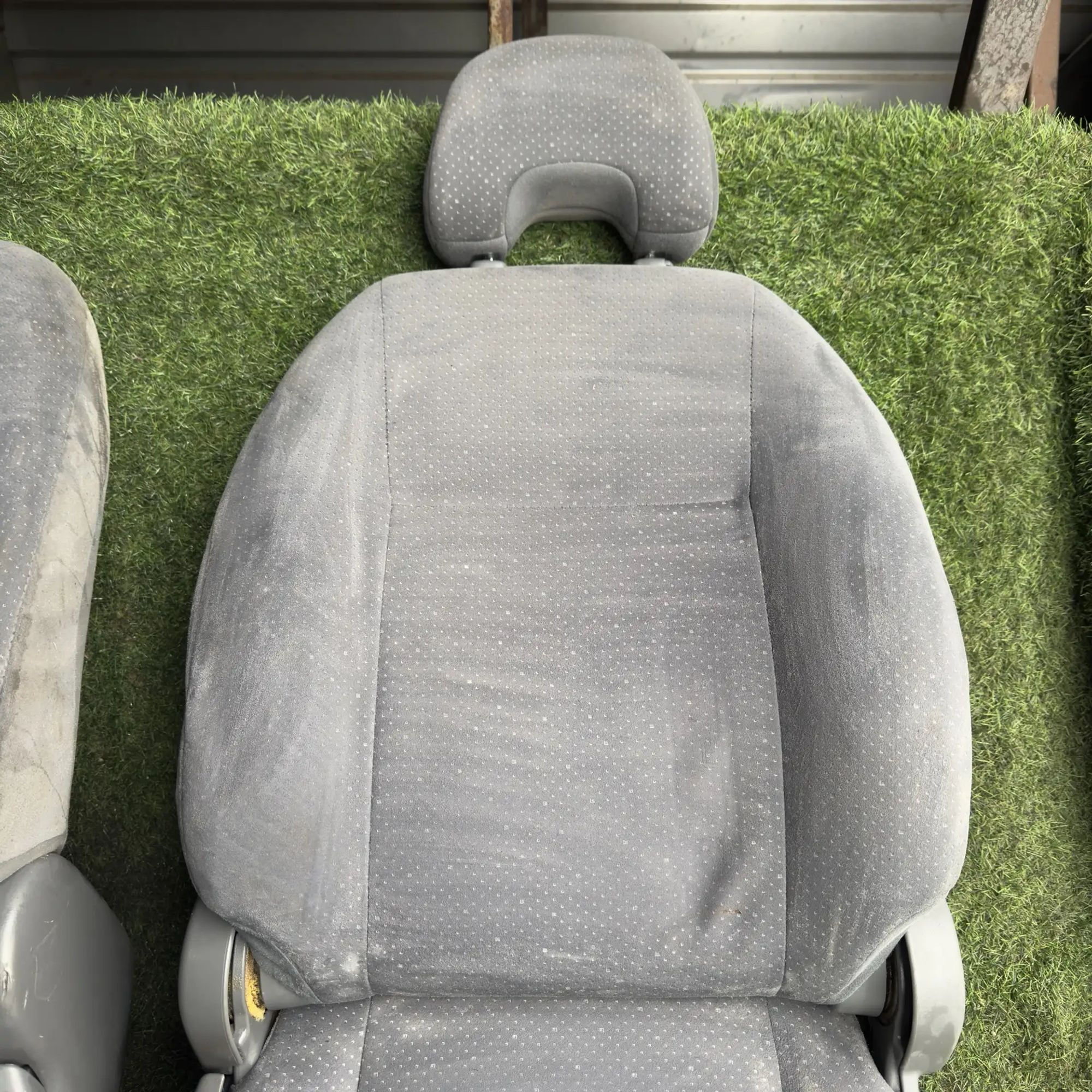 https://ycs.partsauto.market/partsauto-images/thmbs/userImages/772e461030aea93f4dbb6447c0f924d3/part/6c693371-0d21-436c-81c8-3283d8f543c6_1777965582993.jpg