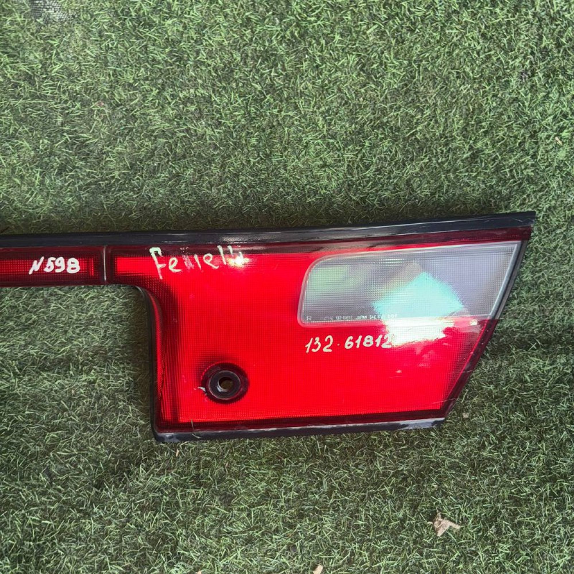 598 Вставка между фонарей Mazda Familia BHALP, 3000 рублей, Невинномысск