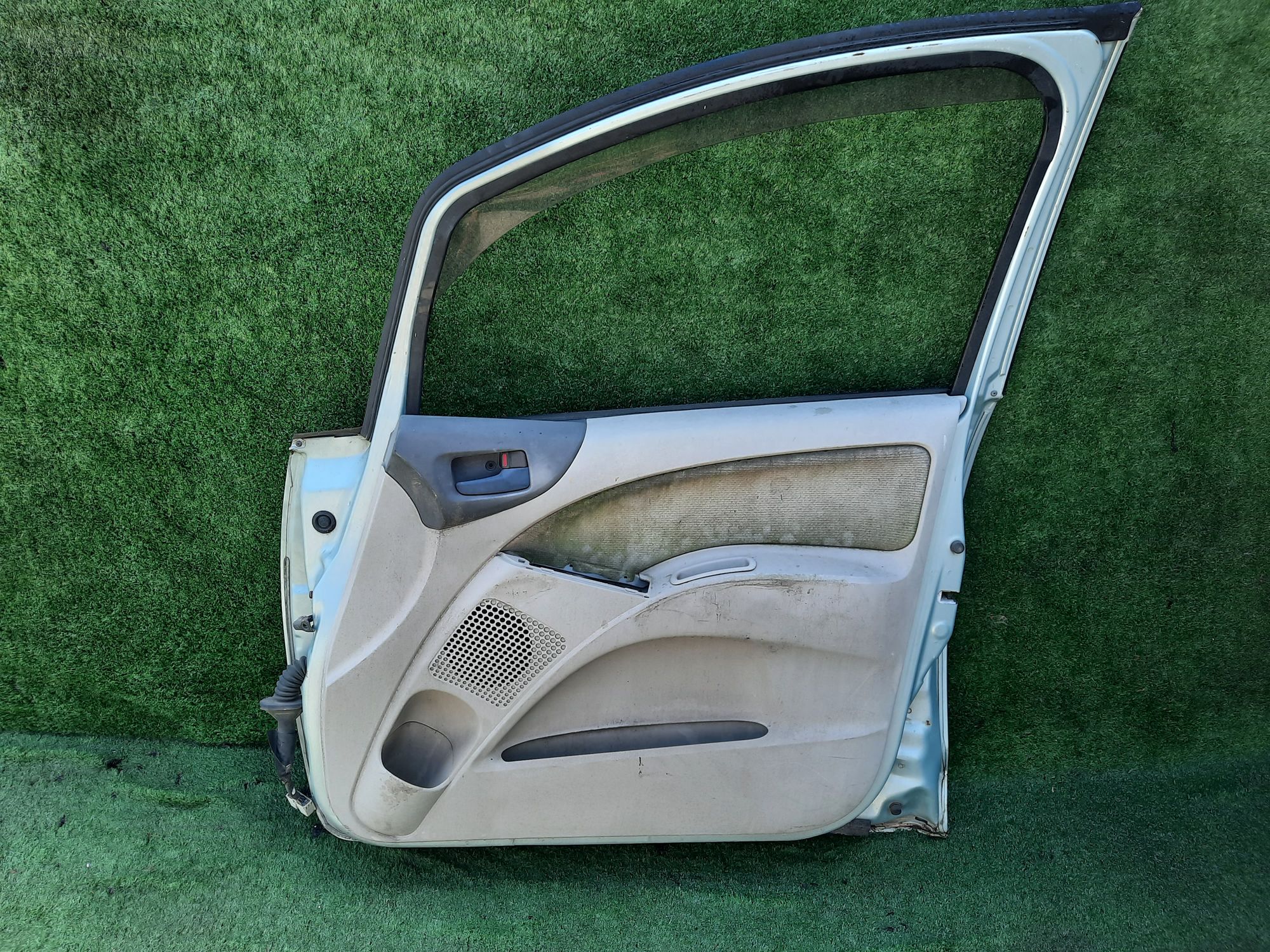 1588 дверь на MITSUBISHI COLT Z25A, 10500 рублей, Невинномысск